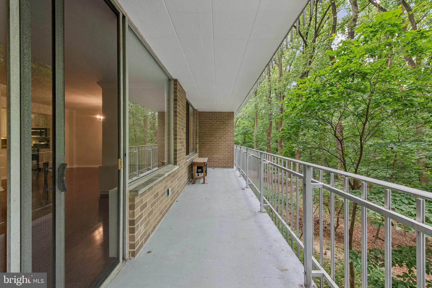 4100 CATHEDRAL AVE NW #406, WASHINGTON, District Of Columbia 20016, 2 Bedrooms Bedrooms, ,2 BathroomsBathrooms,Residential,For sale,4100 CATHEDRAL AVE NW #406,DCDC2213996 MLS # DCDC2213996