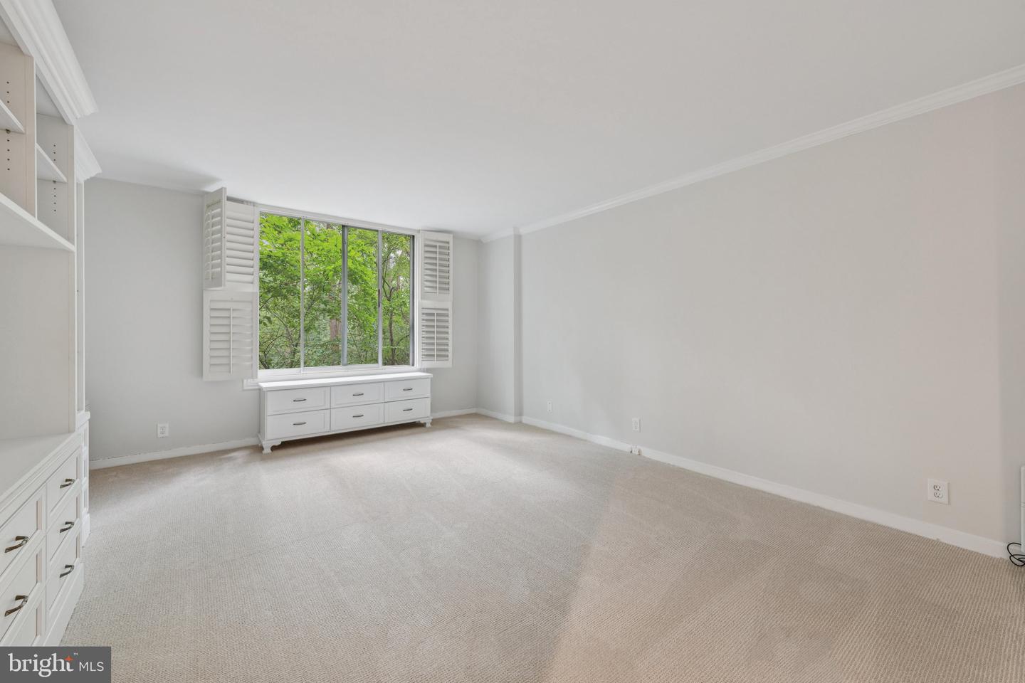 4100 CATHEDRAL AVE NW #406, WASHINGTON, District Of Columbia 20016, 2 Bedrooms Bedrooms, ,2 BathroomsBathrooms,Residential,For sale,4100 CATHEDRAL AVE NW #406,DCDC2213996 MLS # DCDC2213996