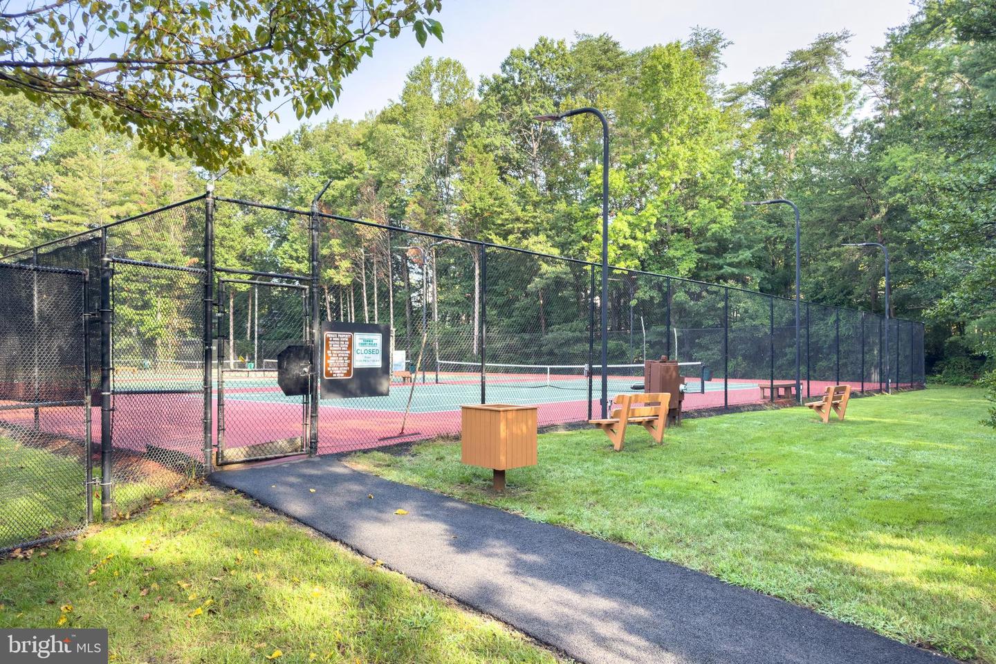 10854 OAK GREEN CT, BURKE, Virginia 22015, 3 Bedrooms Bedrooms, ,3 BathroomsBathrooms,Residential,For sale,10854 OAK GREEN CT,VAFX2259996 MLS # VAFX2259996