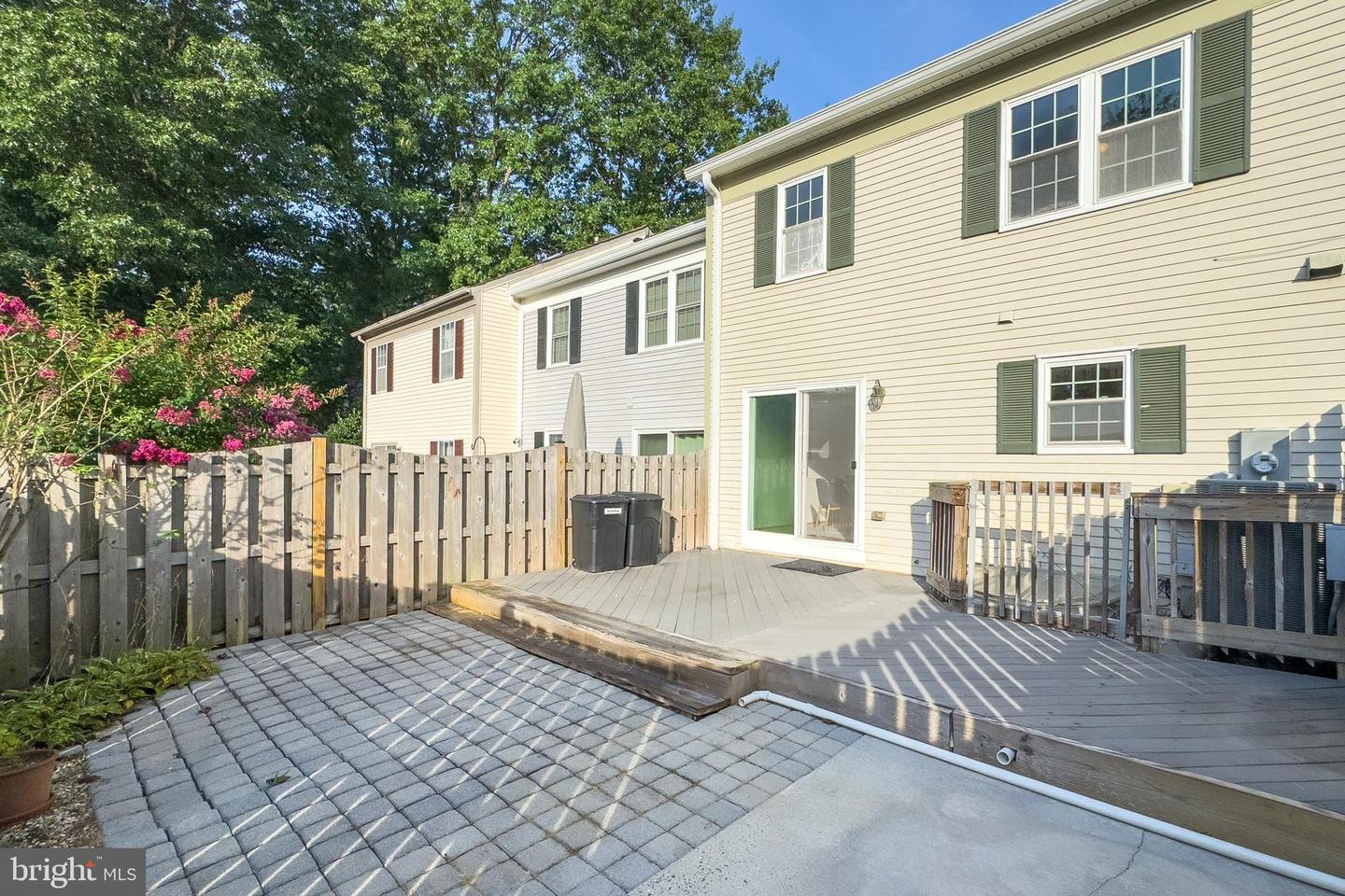 10854 OAK GREEN CT, BURKE, Virginia 22015, 3 Bedrooms Bedrooms, ,3 BathroomsBathrooms,Residential,For sale,10854 OAK GREEN CT,VAFX2259996 MLS # VAFX2259996