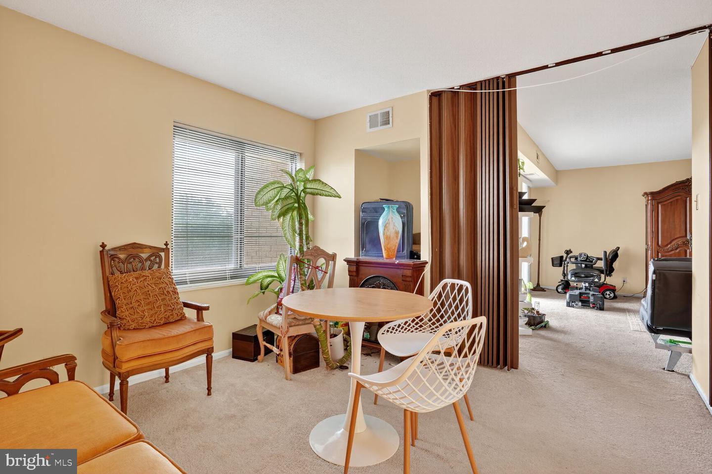 309 YOAKUM PKWY #914, ALEXANDRIA, Virginia 22304, 2 Bedrooms Bedrooms, ,2 BathroomsBathrooms,Residential,For sale,309 YOAKUM PKWY #914,VAAX2048534 MLS # VAAX2048534