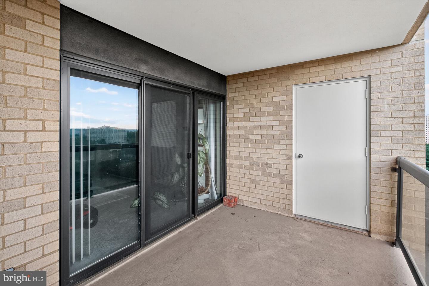 309 YOAKUM PKWY #914, ALEXANDRIA, Virginia 22304, 2 Bedrooms Bedrooms, ,2 BathroomsBathrooms,Residential,For sale,309 YOAKUM PKWY #914,VAAX2048534 MLS # VAAX2048534