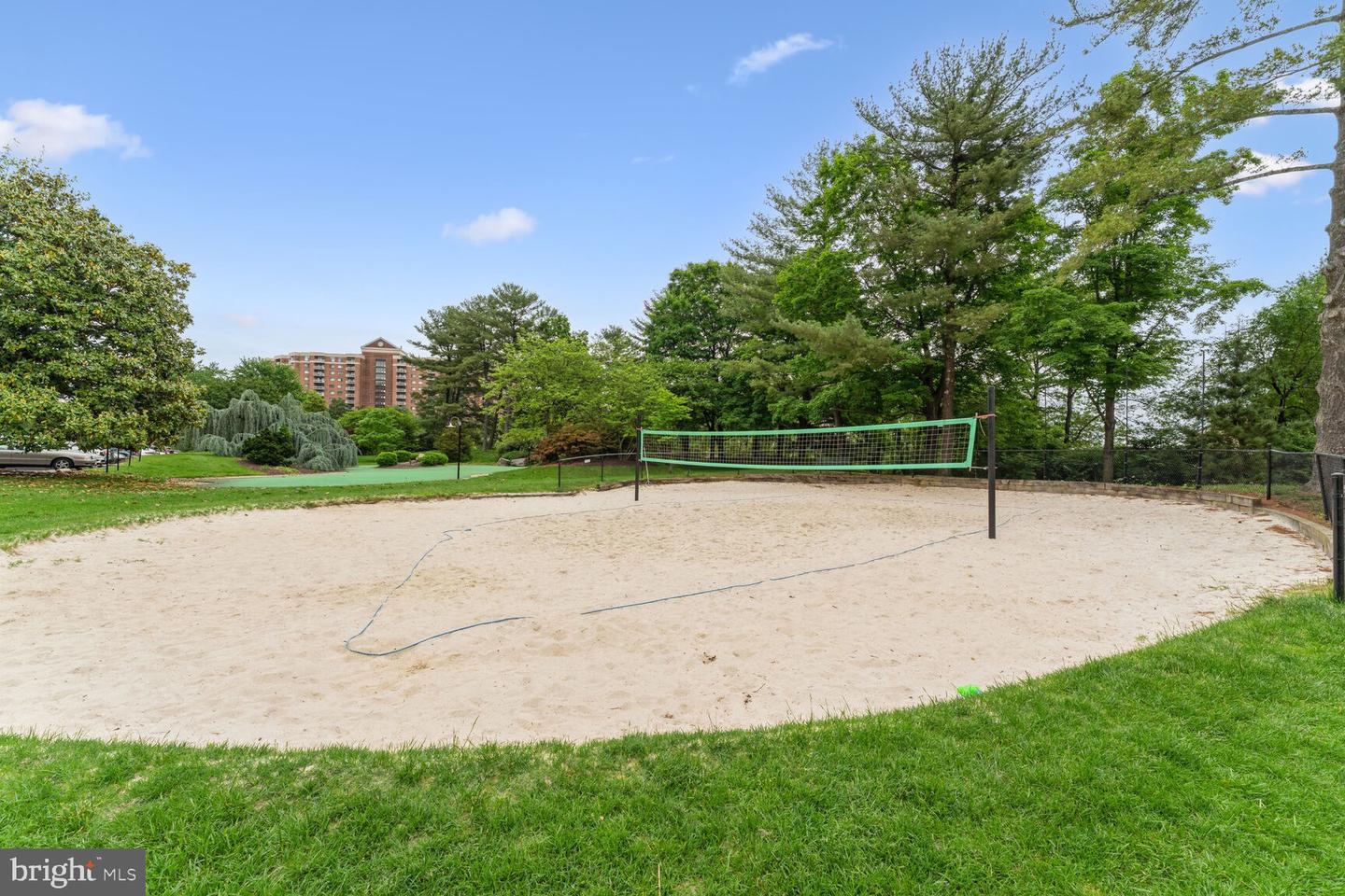 309 YOAKUM PKWY #914, ALEXANDRIA, Virginia 22304, 2 Bedrooms Bedrooms, ,2 BathroomsBathrooms,Residential,For sale,309 YOAKUM PKWY #914,VAAX2048534 MLS # VAAX2048534