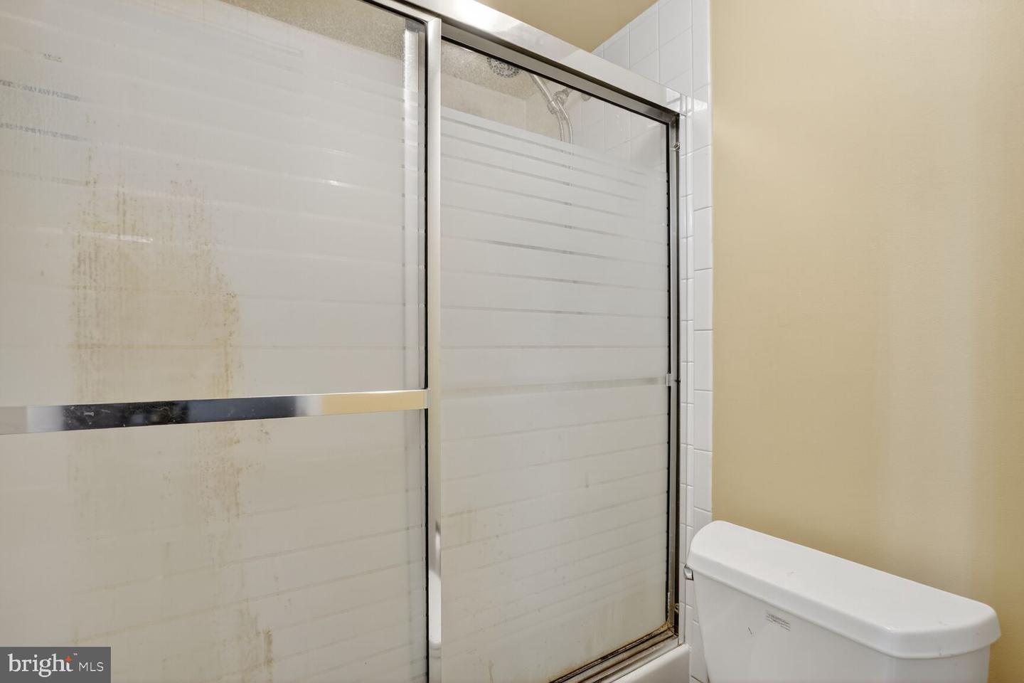 309 YOAKUM PKWY #914, ALEXANDRIA, Virginia 22304, 2 Bedrooms Bedrooms, ,2 BathroomsBathrooms,Residential,For sale,309 YOAKUM PKWY #914,VAAX2048534 MLS # VAAX2048534