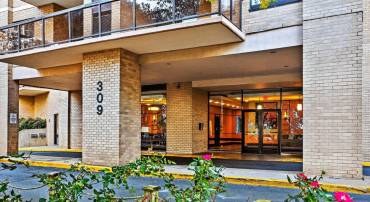 309 YOAKUM PKWY #914, ALEXANDRIA, Virginia 22304, 2 Bedrooms Bedrooms, ,2 BathroomsBathrooms,Residential,For sale,309 YOAKUM PKWY #914,VAAX2048534 MLS # VAAX2048534