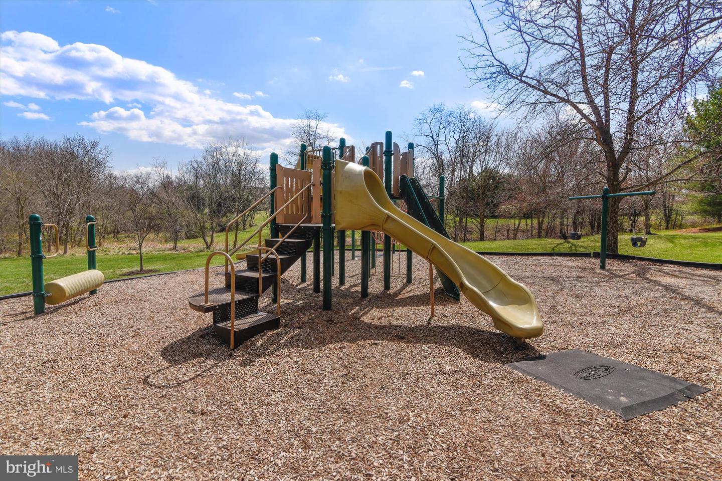 21014 TIMBER RIDGE TER #102, ASHBURN, Virginia 20147, 2 Bedrooms Bedrooms, ,2 BathroomsBathrooms,Residential,For sale,21014 TIMBER RIDGE TER #102,VALO2104470 MLS # VALO2104470