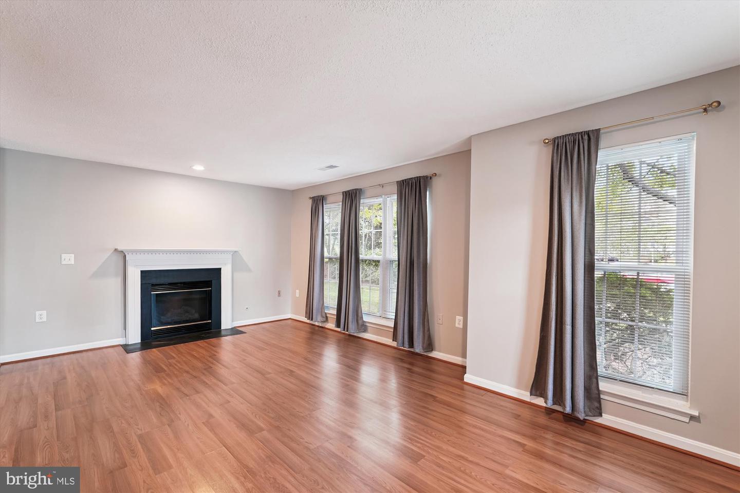 21014 TIMBER RIDGE TER #102, ASHBURN, Virginia 20147, 2 Bedrooms Bedrooms, ,2 BathroomsBathrooms,Residential,For sale,21014 TIMBER RIDGE TER #102,VALO2104470 MLS # VALO2104470