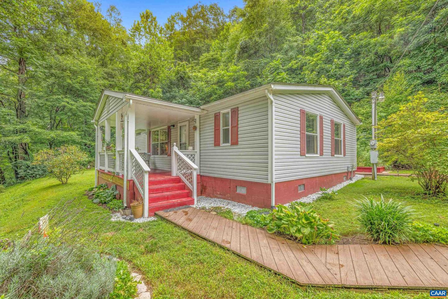 3141 BEECH GROVE RD, ROSELAND, Virginia 22967, 3 Bedrooms Bedrooms, ,2 BathroomsBathrooms,Residential,For sale,3141 BEECH GROVE RD,667758 MLS # 667758