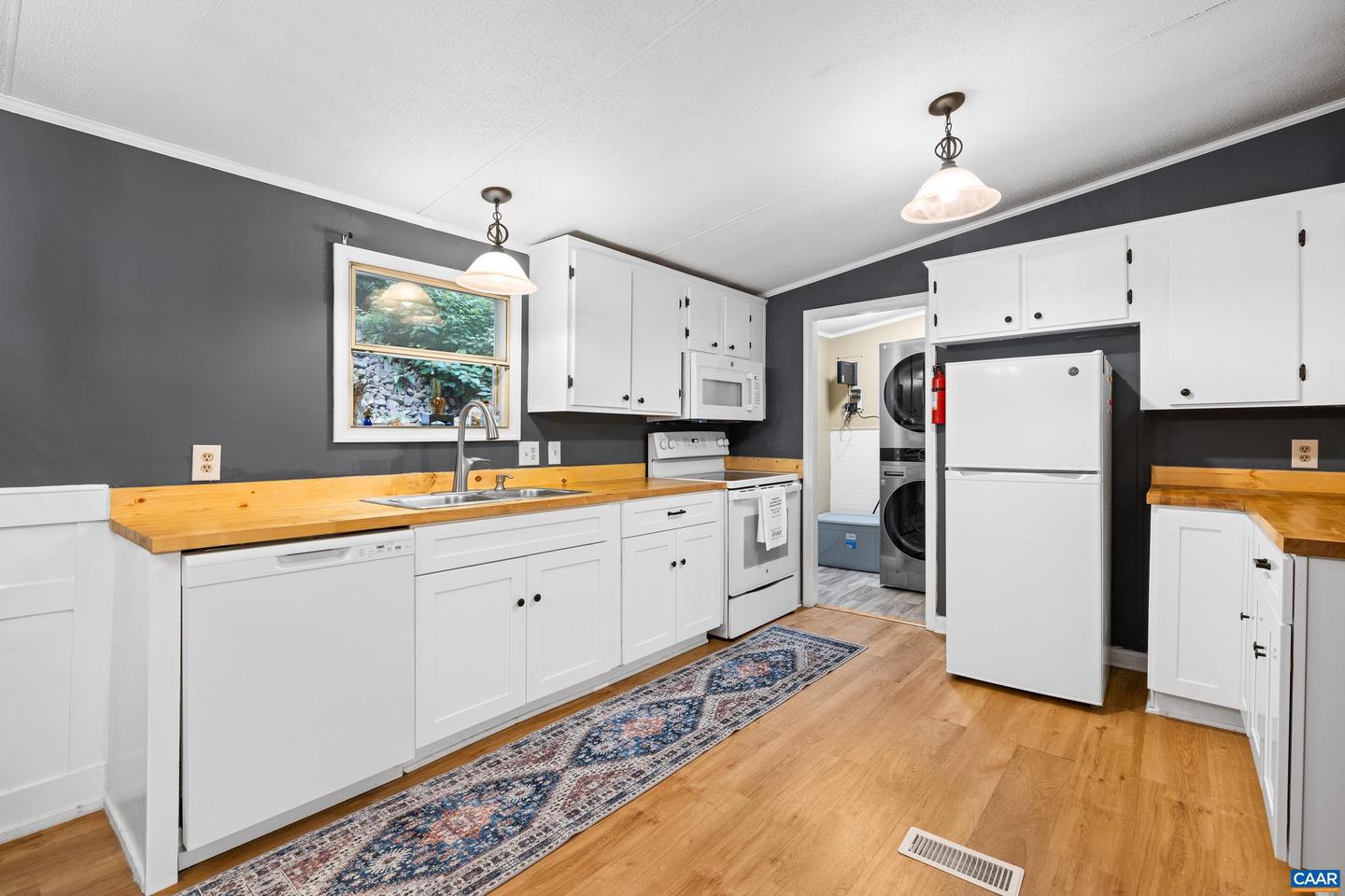 3141 BEECH GROVE RD, ROSELAND, Virginia 22967, 3 Bedrooms Bedrooms, ,2 BathroomsBathrooms,Residential,For sale,3141 BEECH GROVE RD,667758 MLS # 667758