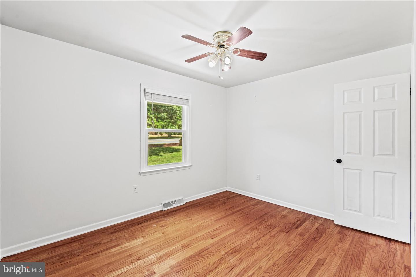 14433 DEVILS THREE JUMP RD, MILFORD, Virginia 22514, 3 Bedrooms Bedrooms, ,1 BathroomBathrooms,Residential,For sale,14433 DEVILS THREE JUMP RD,VACV2008678 MLS # VACV2008678