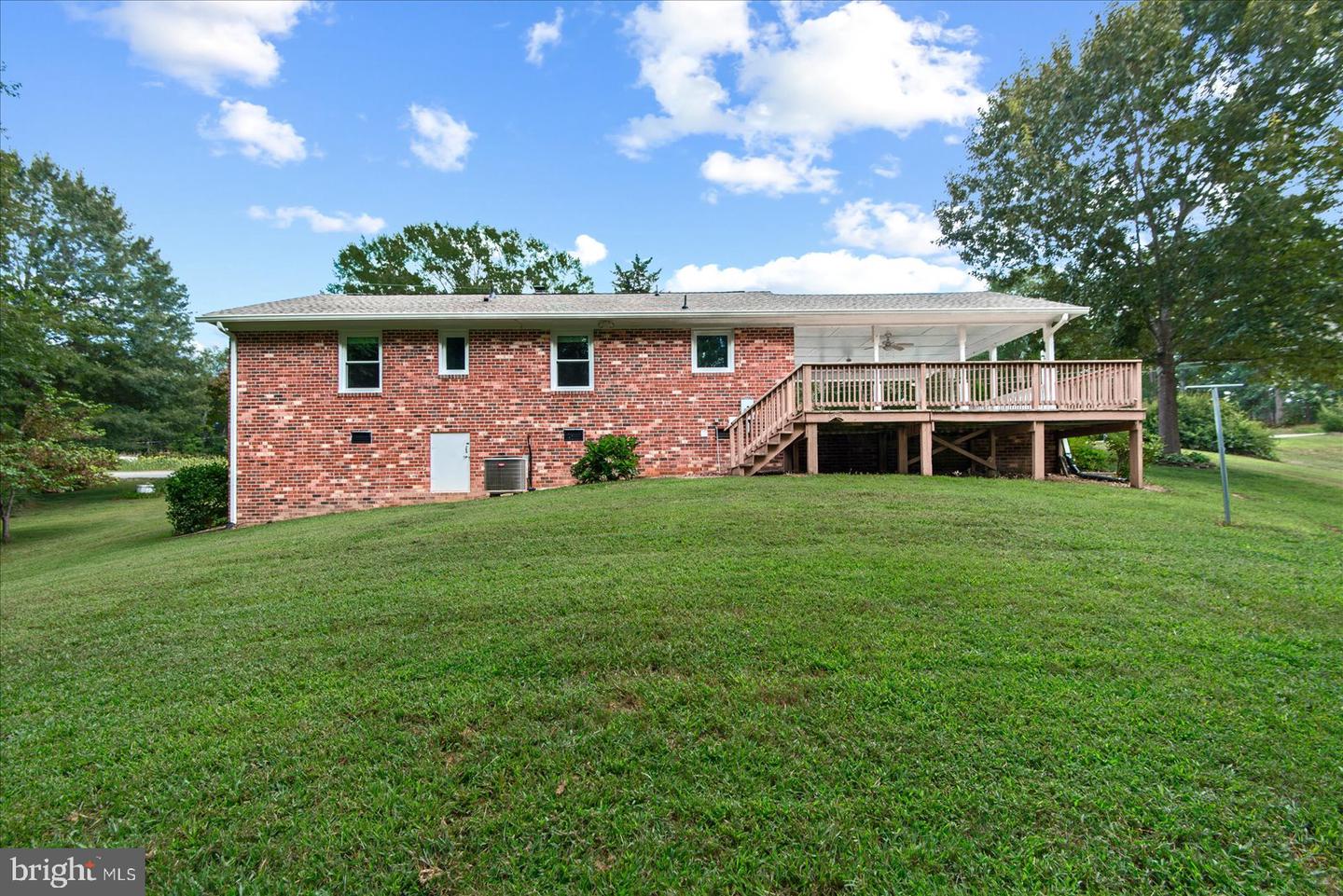 14433 DEVILS THREE JUMP RD, MILFORD, Virginia 22514, 3 Bedrooms Bedrooms, ,1 BathroomBathrooms,Residential,For sale,14433 DEVILS THREE JUMP RD,VACV2008678 MLS # VACV2008678