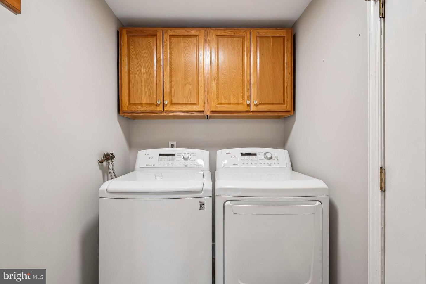 1510 POWELLS TAVERN PL, HERNDON, Virginia 20170, 5 Bedrooms Bedrooms, 7 Rooms Rooms,1 BathroomBathrooms,Residential,For sale,1510 POWELLS TAVERN PL,VAFX2261386 MLS # VAFX2261386