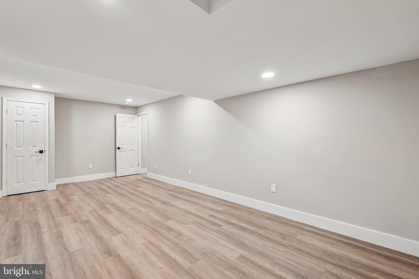 1510 POWELLS TAVERN PL, HERNDON, Virginia 20170, 5 Bedrooms Bedrooms, 7 Rooms Rooms,1 BathroomBathrooms,Residential,For sale,1510 POWELLS TAVERN PL,VAFX2261386 MLS # VAFX2261386