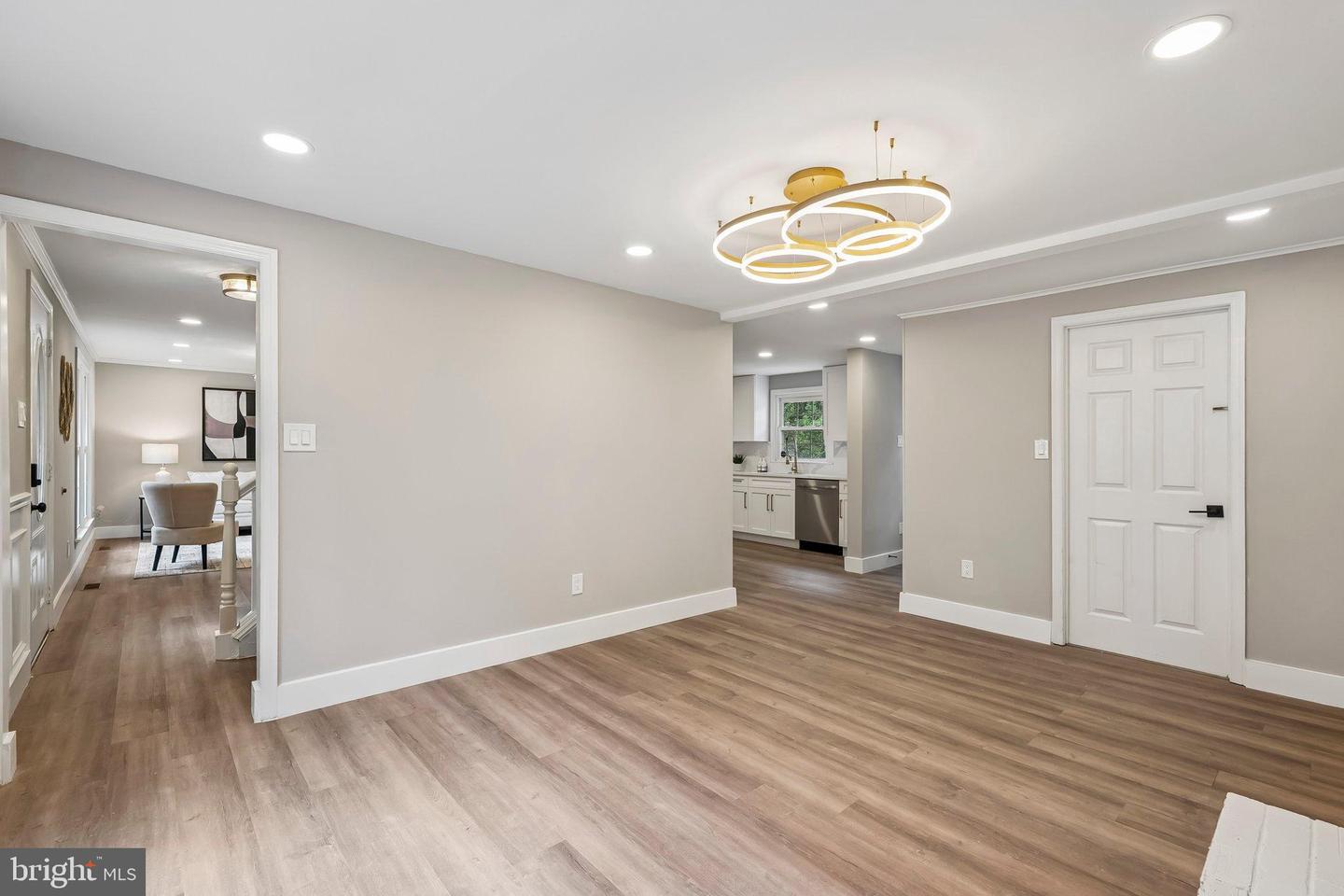 1510 POWELLS TAVERN PL, HERNDON, Virginia 20170, 5 Bedrooms Bedrooms, 7 Rooms Rooms,1 BathroomBathrooms,Residential,For sale,1510 POWELLS TAVERN PL,VAFX2261386 MLS # VAFX2261386