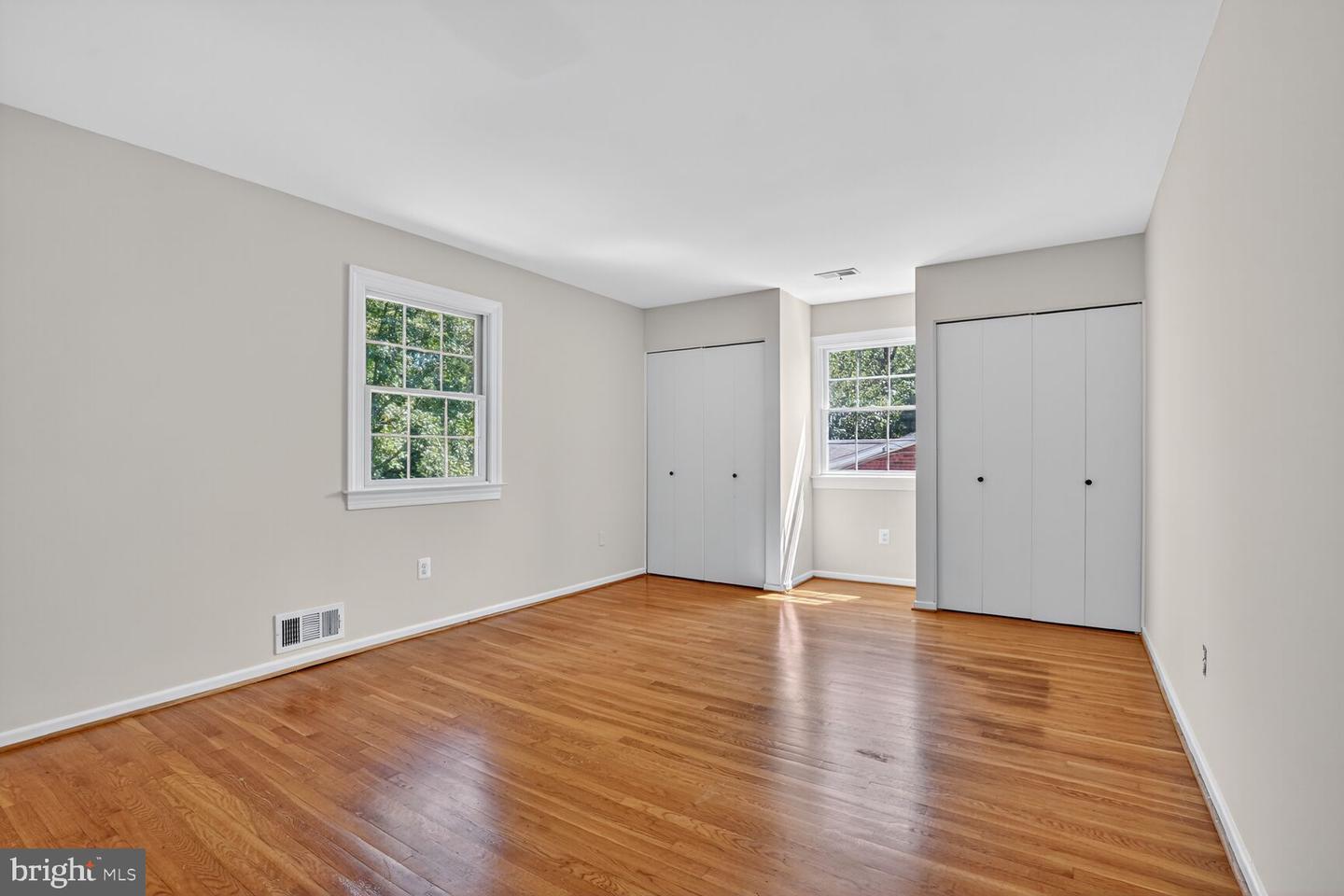 8303 FORT HUNT RD, ALEXANDRIA, Virginia 22308, 4 Bedrooms Bedrooms, ,2 BathroomsBathrooms,Residential,For sale,8303 FORT HUNT RD,VAFX2261398 MLS # VAFX2261398
