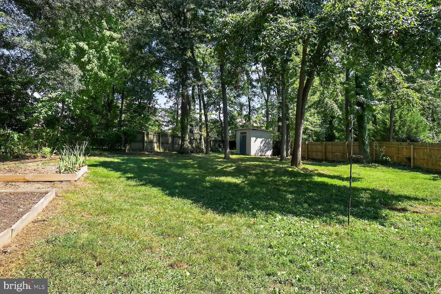 8303 FORT HUNT RD, ALEXANDRIA, Virginia 22308, 4 Bedrooms Bedrooms, ,2 BathroomsBathrooms,Residential,For sale,8303 FORT HUNT RD,VAFX2261398 MLS # VAFX2261398