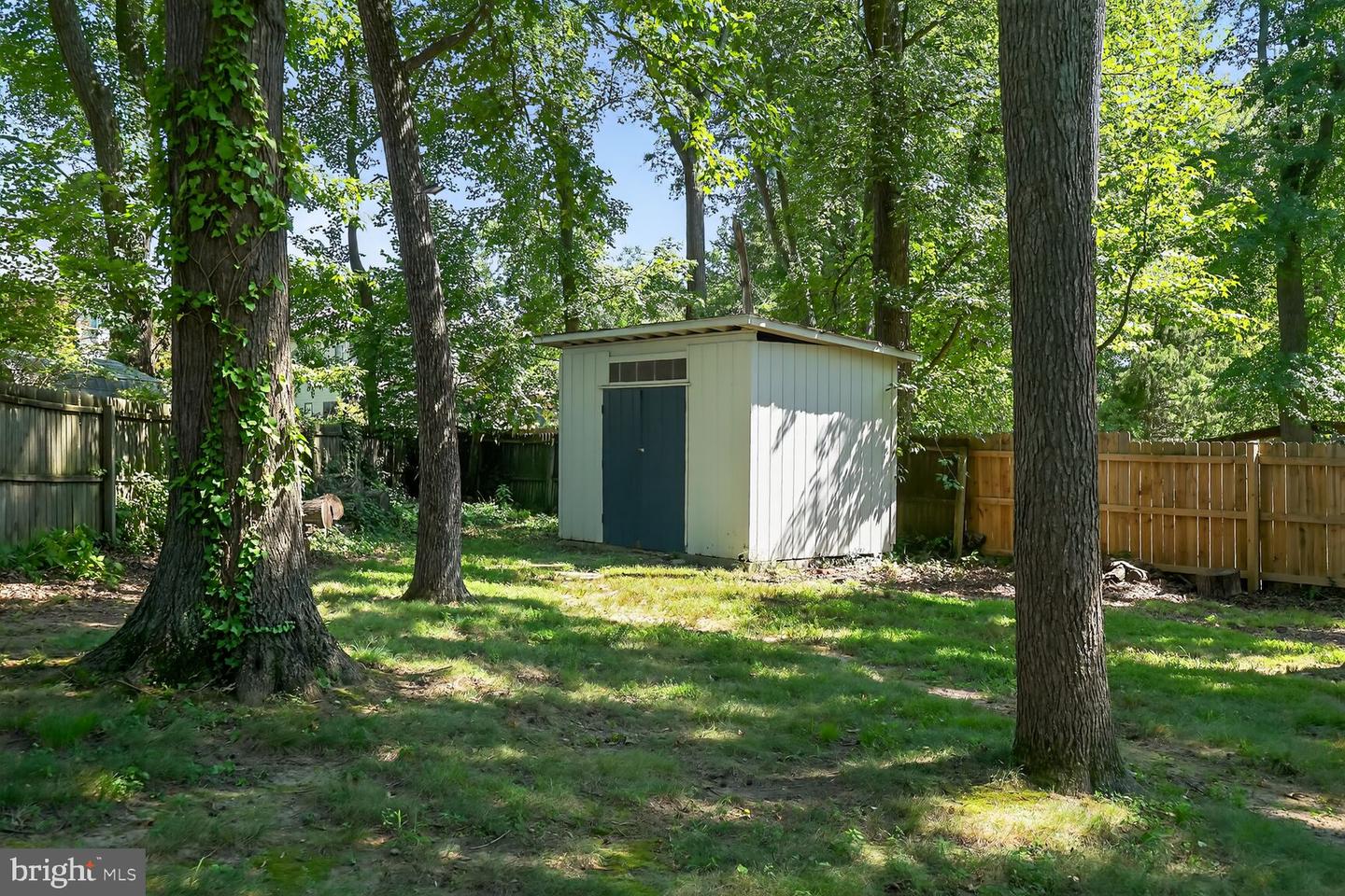 8303 FORT HUNT RD, ALEXANDRIA, Virginia 22308, 4 Bedrooms Bedrooms, ,2 BathroomsBathrooms,Residential,For sale,8303 FORT HUNT RD,VAFX2261398 MLS # VAFX2261398