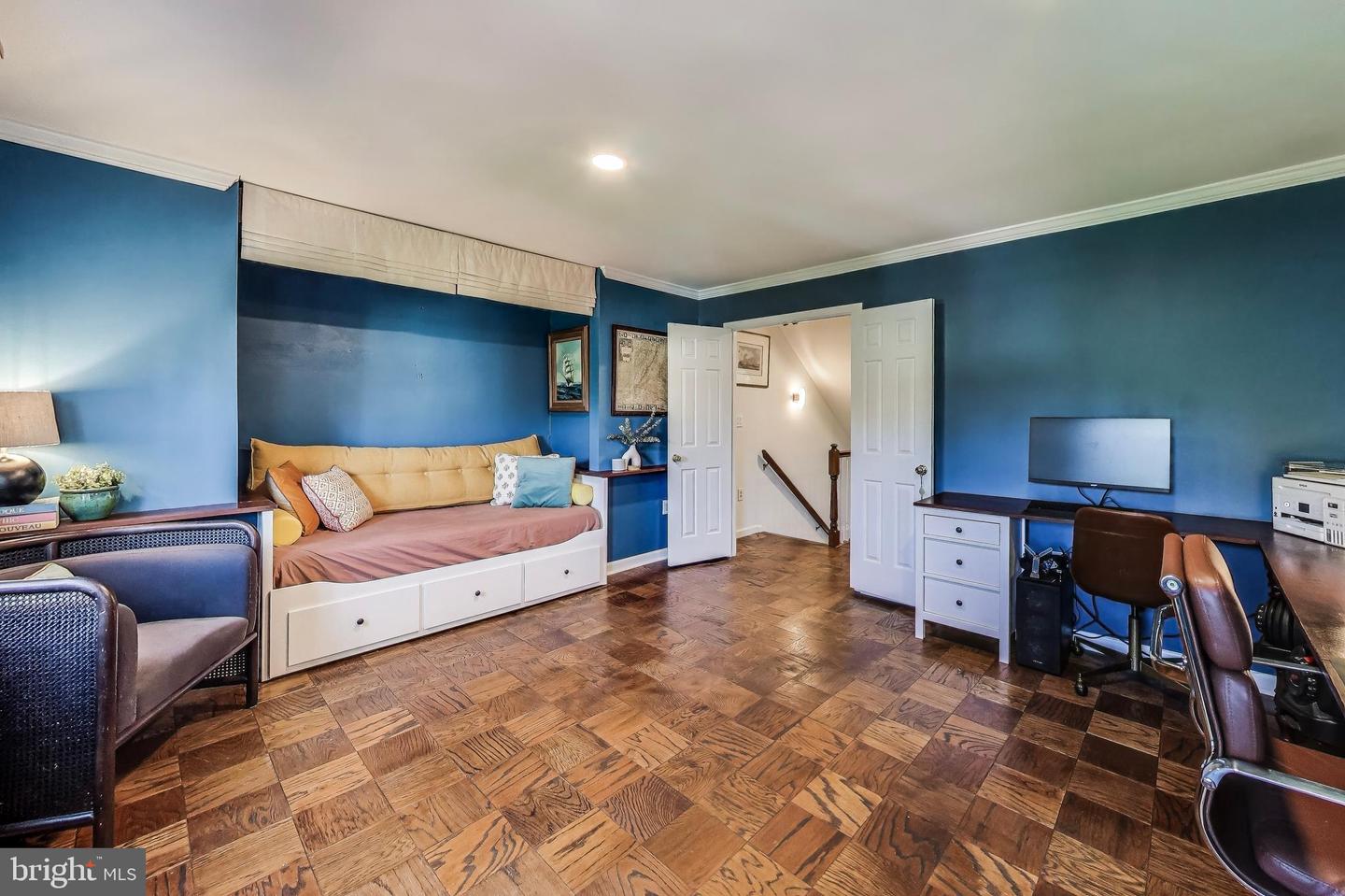 1000 N ROYAL ST, ALEXANDRIA, Virginia 22314, 3 Bedrooms Bedrooms, ,3 BathroomsBathrooms,Residential,For sale,1000 N ROYAL ST,VAAX2048638 MLS # VAAX2048638