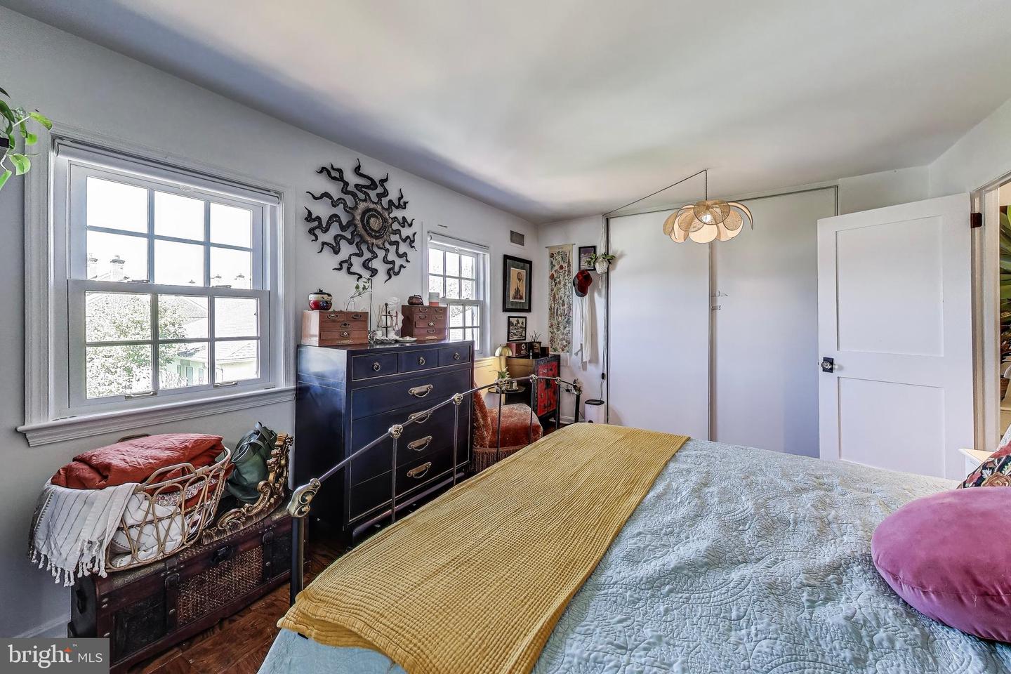 1000 N ROYAL ST, ALEXANDRIA, Virginia 22314, 3 Bedrooms Bedrooms, ,3 BathroomsBathrooms,Residential,For sale,1000 N ROYAL ST,VAAX2048638 MLS # VAAX2048638