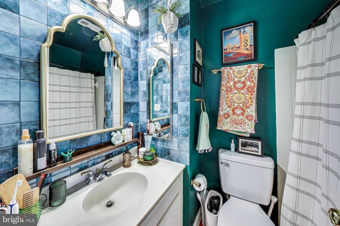 1000 N ROYAL ST, ALEXANDRIA, Virginia 22314, 3 Bedrooms Bedrooms, ,3 BathroomsBathrooms,Residential,For sale,1000 N ROYAL ST,VAAX2048638 MLS # VAAX2048638
