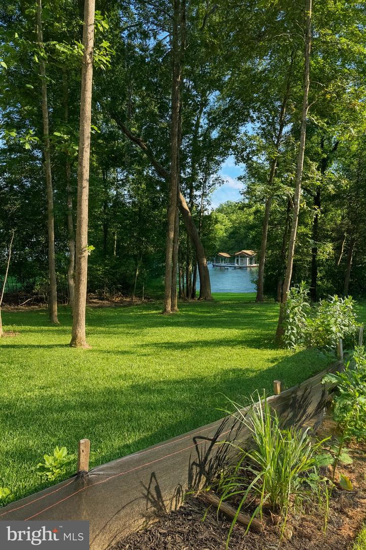 26700 DANIELS POINT DR, UNIONVILLE, Virginia 22567, 4 Bedrooms Bedrooms, ,3 BathroomsBathrooms,Residential,For sale,26700 DANIELS POINT DR,VAOR2010498 MLS # VAOR2010498