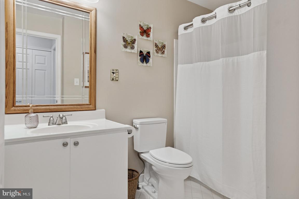 20594 CORNSTALK TER #201, ASHBURN, Virginia 20147, 2 Bedrooms Bedrooms, ,2 BathroomsBathrooms,Residential,For sale,20594 CORNSTALK TER #201,VALO2104632 MLS # VALO2104632