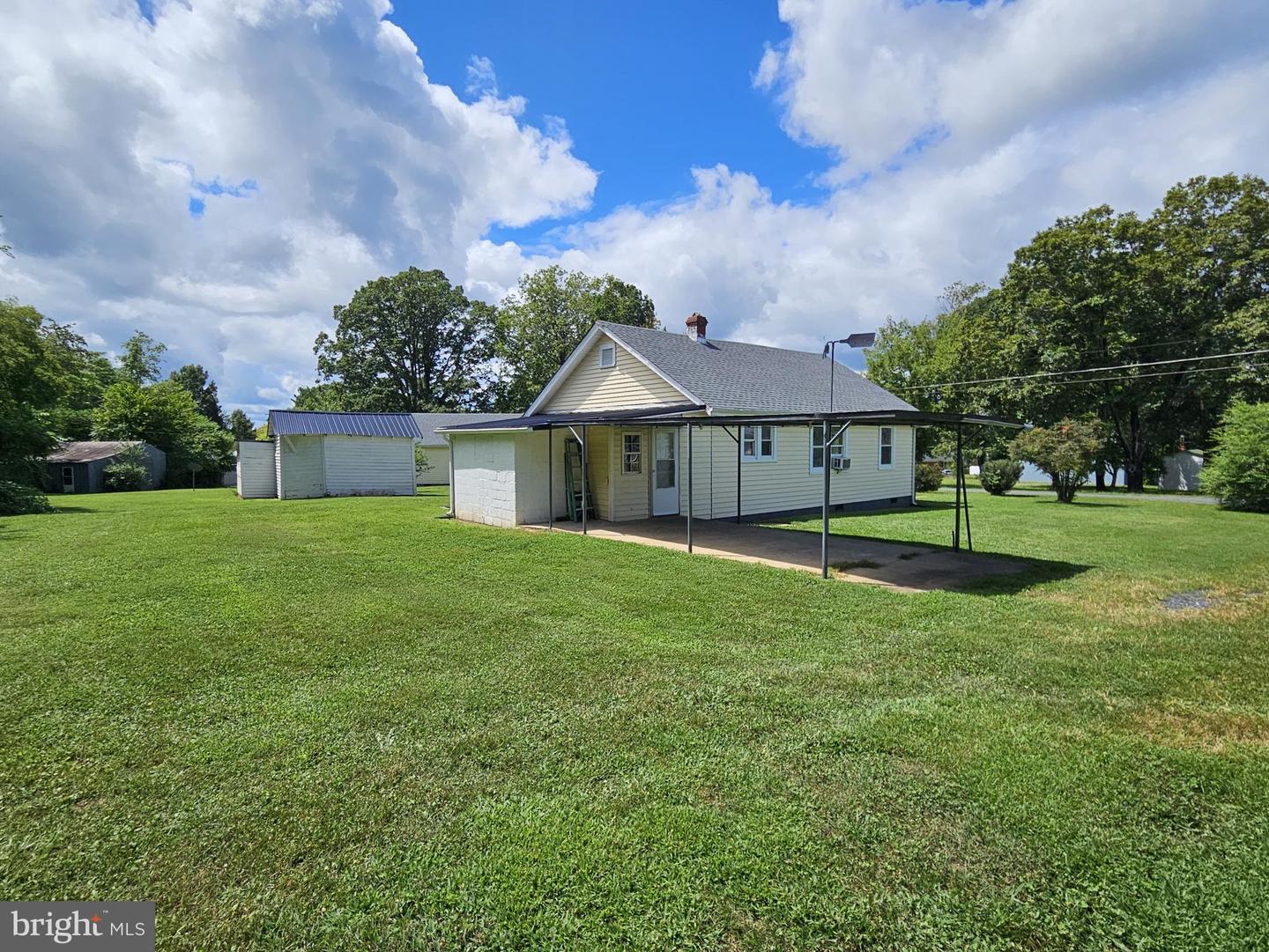 89 CONNER ST, DILLWYN, Virginia 23936, 2 Bedrooms Bedrooms, 4 Rooms Rooms,1 BathroomBathrooms,Residential,For sale,89 CONNER ST,VABH2000208 MLS # VABH2000208