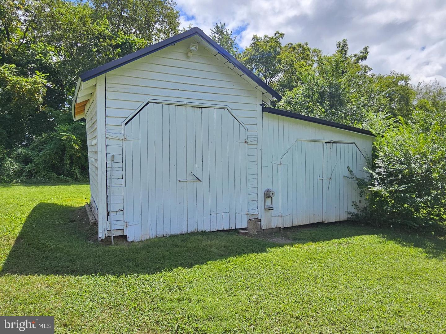 89 CONNER ST, DILLWYN, Virginia 23936, 2 Bedrooms Bedrooms, 4 Rooms Rooms,1 BathroomBathrooms,Residential,For sale,89 CONNER ST,VABH2000208 MLS # VABH2000208