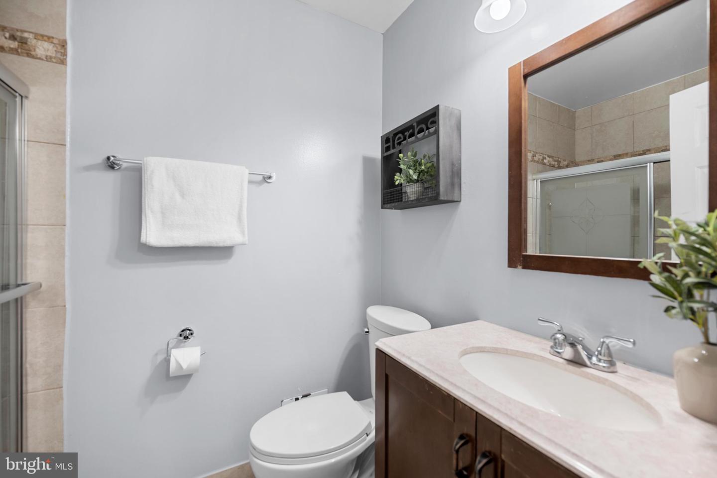 9126 FISTERIS CT, SPRINGFIELD, Virginia 22152, 3 Bedrooms Bedrooms, ,3 BathroomsBathrooms,Residential,For sale,9126 FISTERIS CT,VAFX2261664 MLS # VAFX2261664