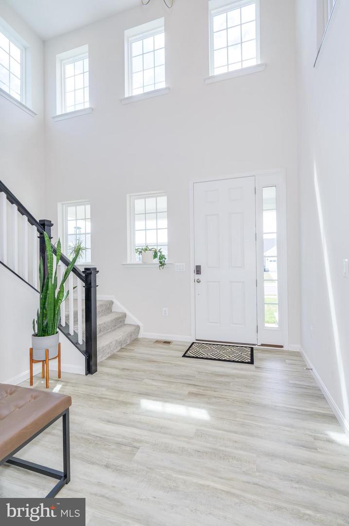 124 TRIANGLE CT, WINCHESTER, Virginia 22602, 4 Bedrooms Bedrooms, ,3 BathroomsBathrooms,Residential,For sale,124 TRIANGLE CT,VAFV2036136 MLS # VAFV2036136