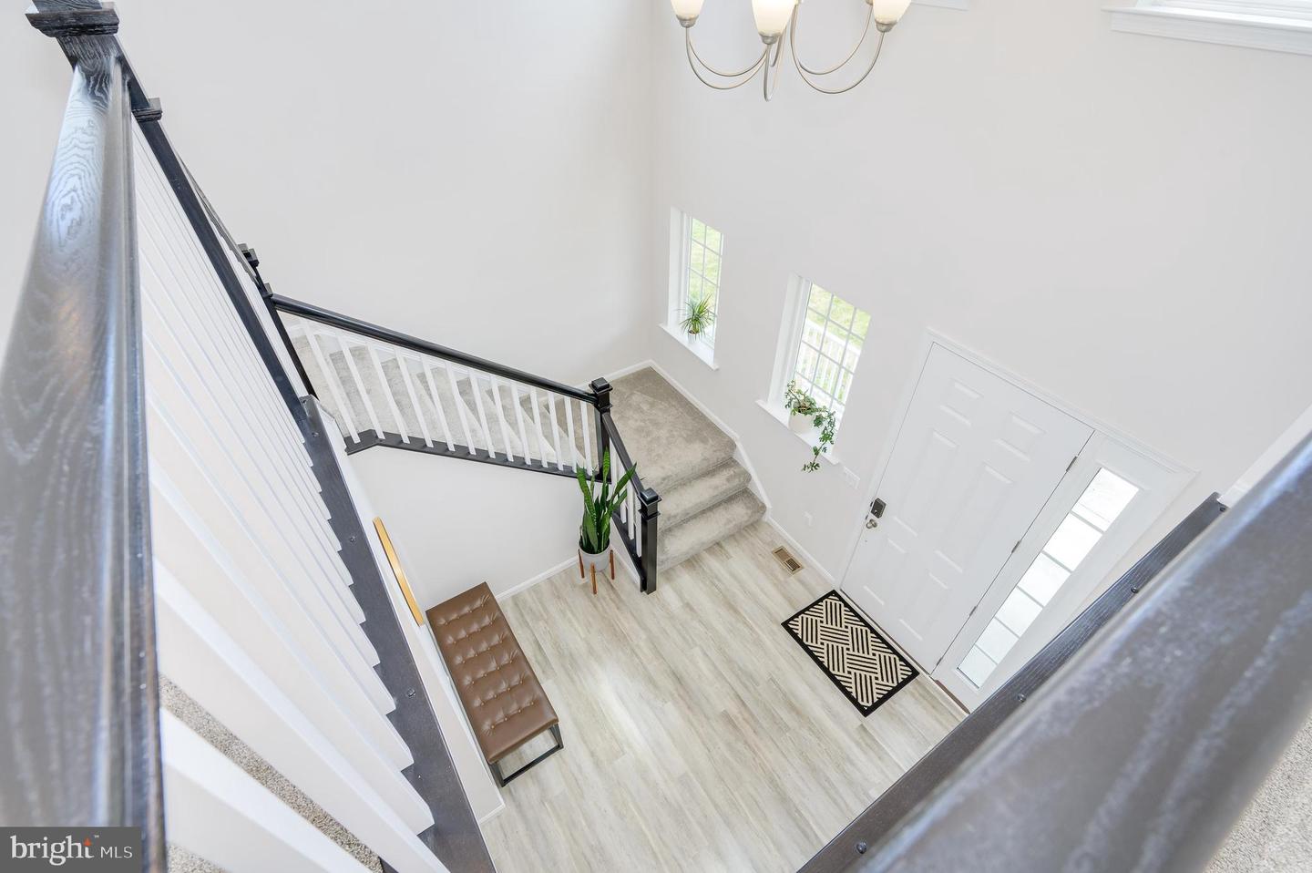 124 TRIANGLE CT, WINCHESTER, Virginia 22602, 4 Bedrooms Bedrooms, ,3 BathroomsBathrooms,Residential,For sale,124 TRIANGLE CT,VAFV2036136 MLS # VAFV2036136