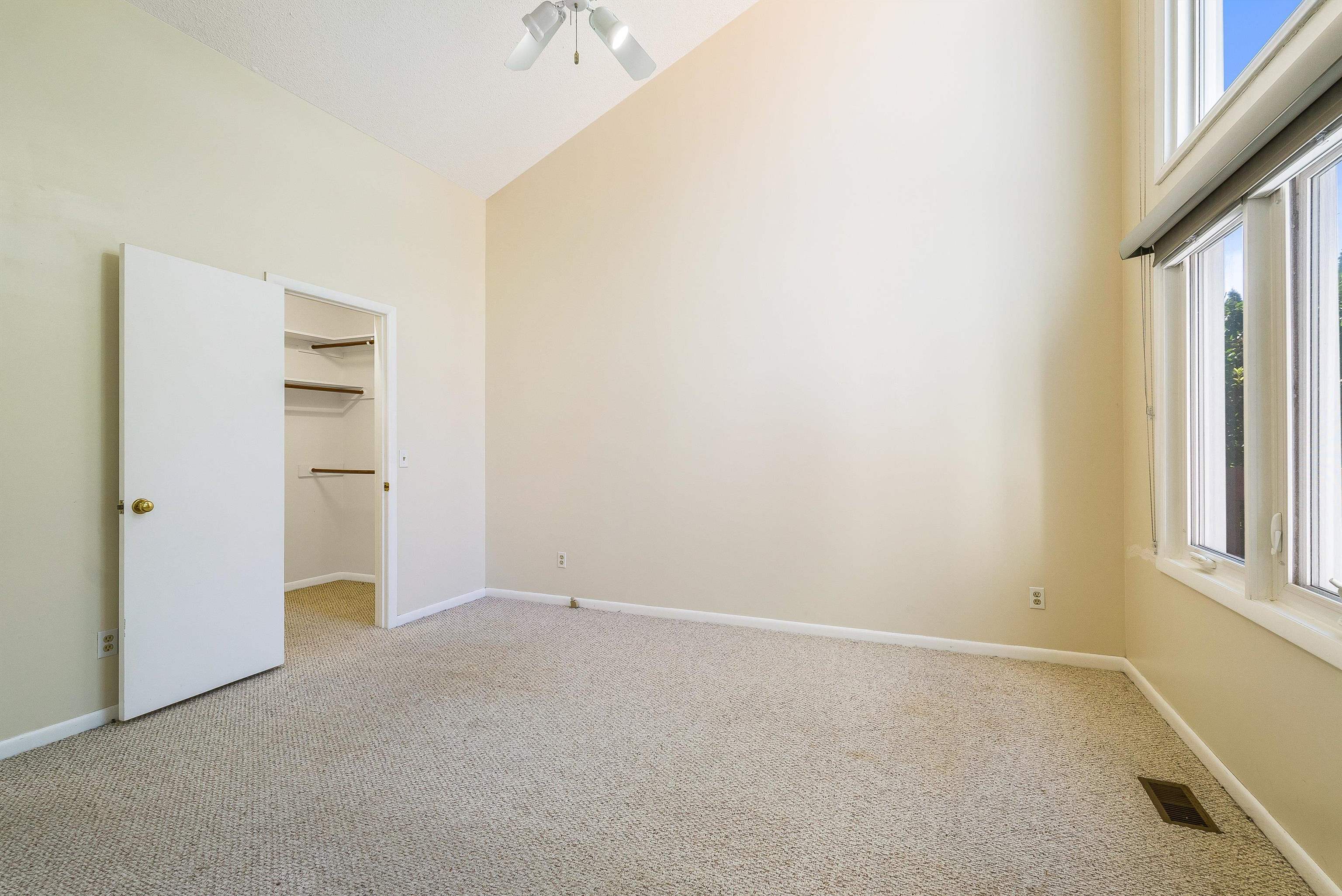 1063 ROSEDALE DR, ROCKINGHAM, Virginia 22801, 2 Bedrooms Bedrooms, ,1 BathroomBathrooms,Residential,1063 ROSEDALE DR,667964 MLS # 667964