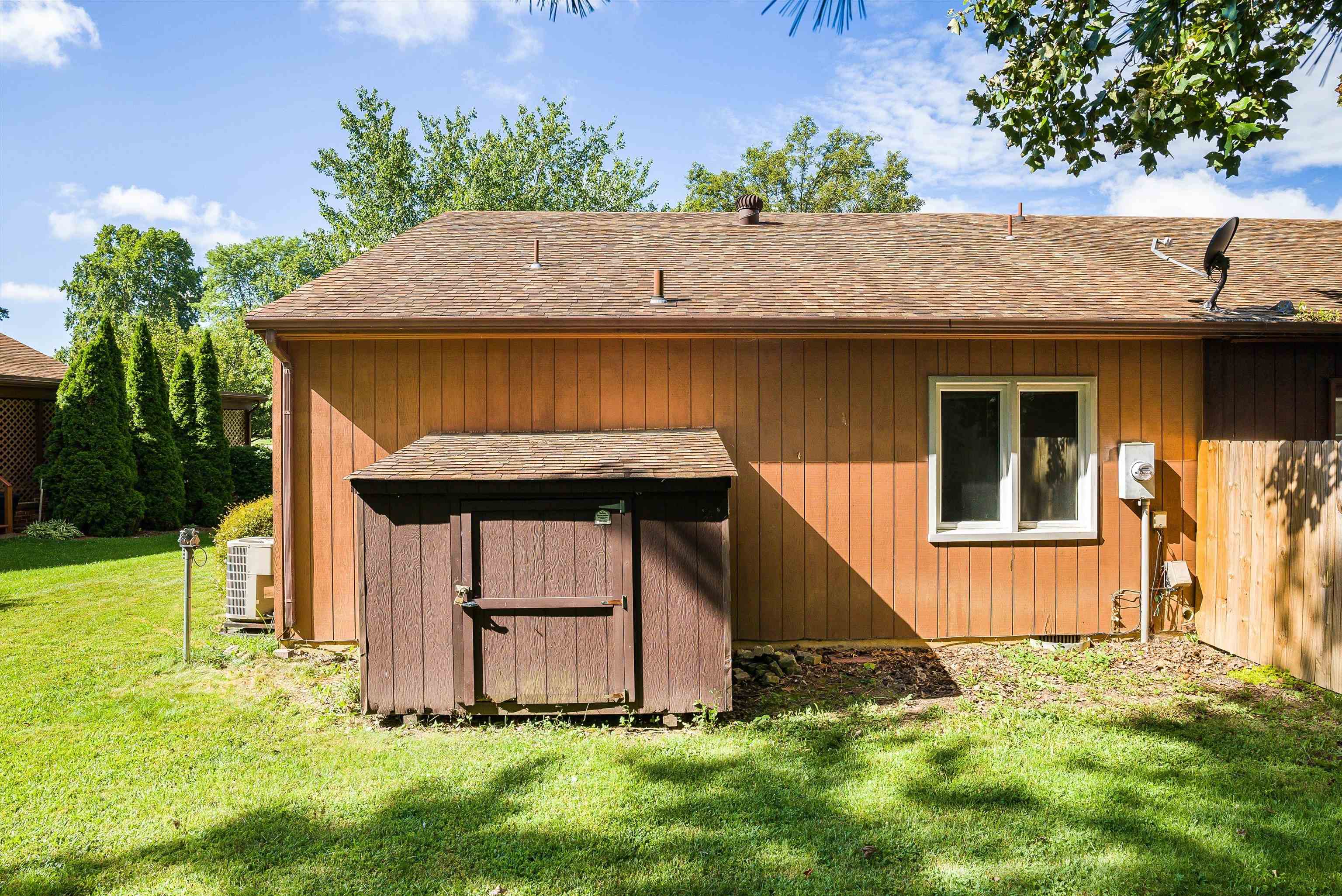 1063 ROSEDALE DR, ROCKINGHAM, Virginia 22801, 2 Bedrooms Bedrooms, ,1 BathroomBathrooms,Residential,1063 ROSEDALE DR,667964 MLS # 667964