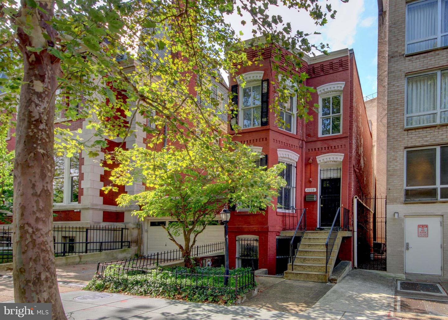2008 Q ST NW, WASHINGTON, District Of Columbia 20009, 3 Bedrooms Bedrooms, ,2 BathroomsBathrooms,Residential,For sale,2008 Q ST NW,DCDC2215490 MLS # DCDC2215490