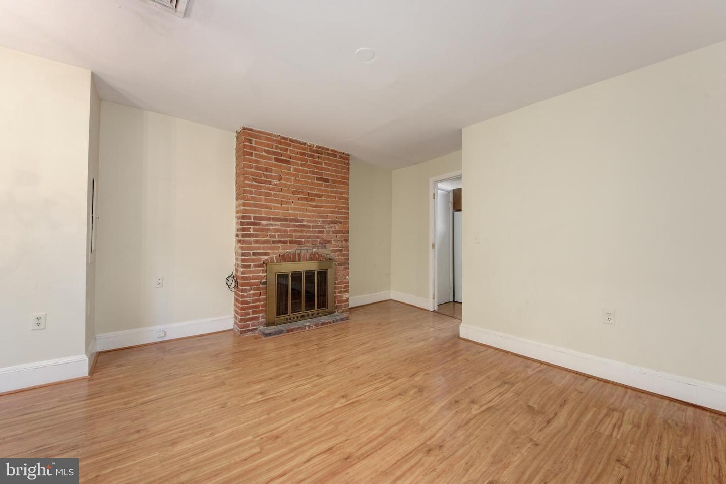 2008 Q ST NW, WASHINGTON, District Of Columbia 20009, 3 Bedrooms Bedrooms, ,2 BathroomsBathrooms,Residential,For sale,2008 Q ST NW,DCDC2215490 MLS # DCDC2215490