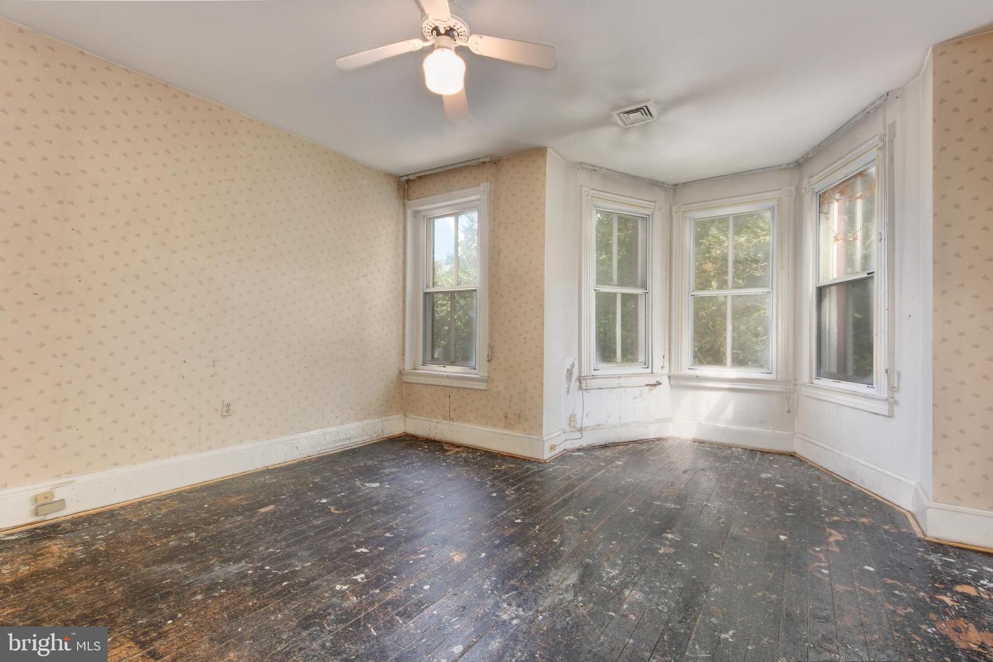 2008 Q ST NW, WASHINGTON, District Of Columbia 20009, 3 Bedrooms Bedrooms, ,2 BathroomsBathrooms,Residential,For sale,2008 Q ST NW,DCDC2215490 MLS # DCDC2215490