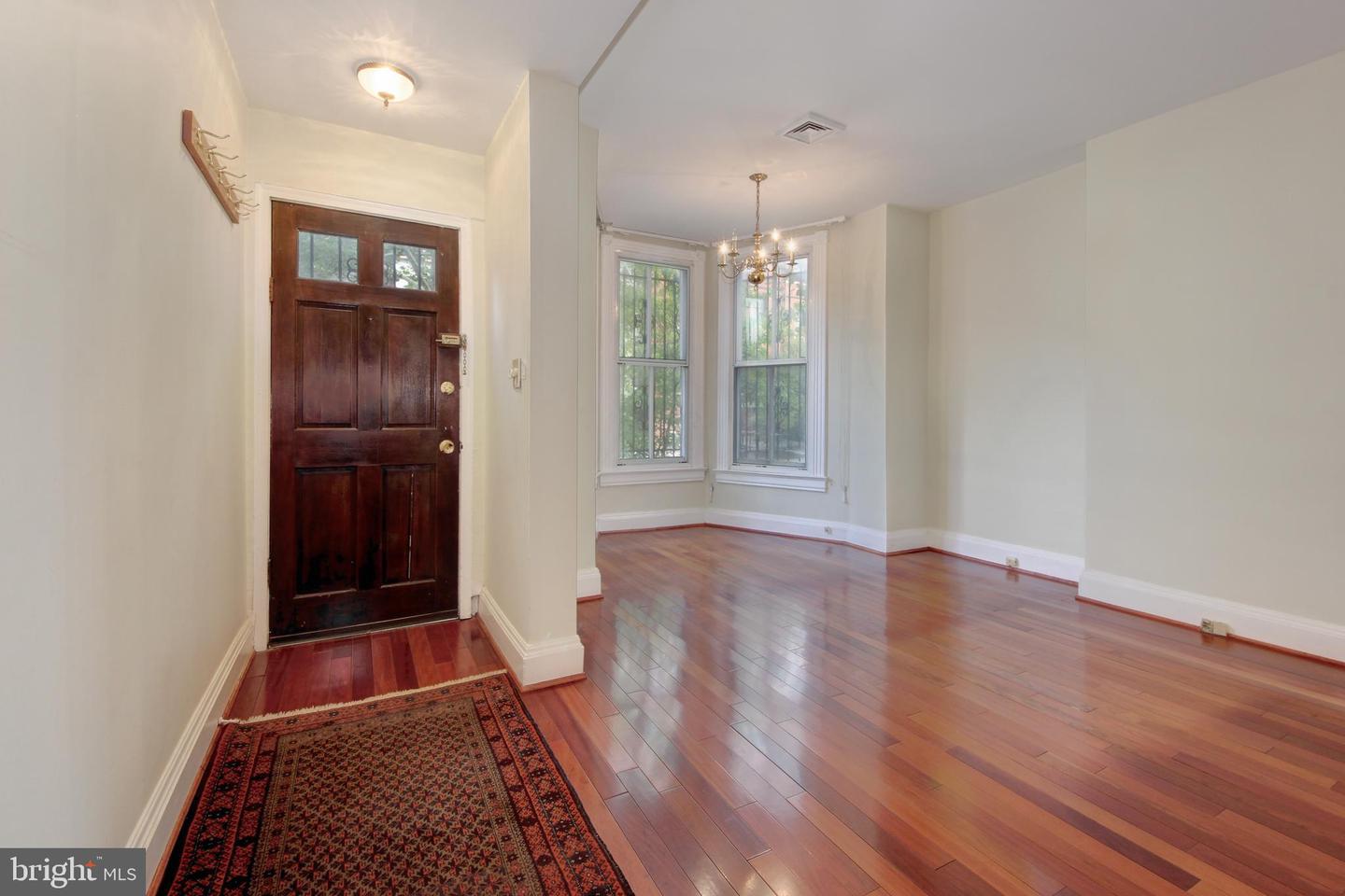 2008 Q ST NW, WASHINGTON, District Of Columbia 20009, 3 Bedrooms Bedrooms, ,2 BathroomsBathrooms,Residential,For sale,2008 Q ST NW,DCDC2215490 MLS # DCDC2215490