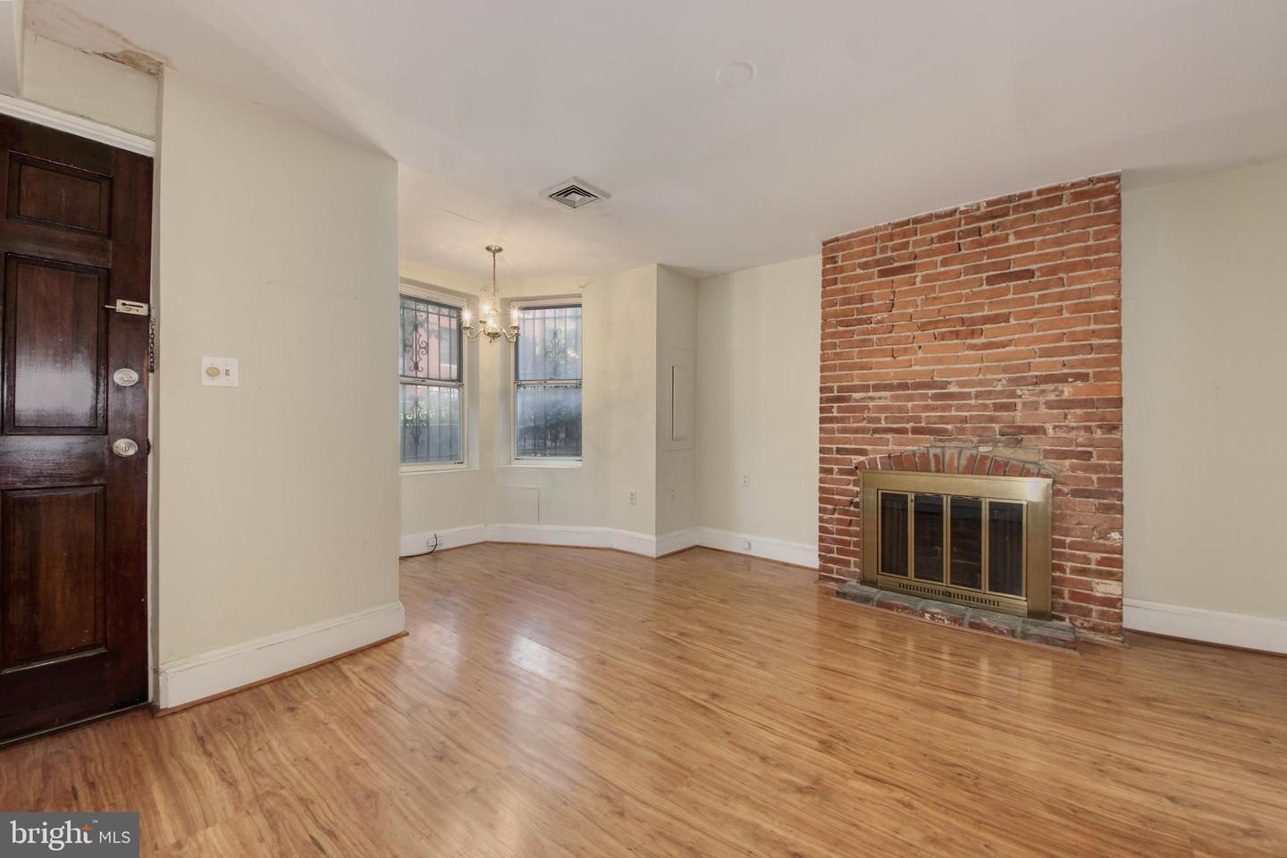 2008 Q ST NW, WASHINGTON, District Of Columbia 20009, 3 Bedrooms Bedrooms, ,2 BathroomsBathrooms,Residential,For sale,2008 Q ST NW,DCDC2215490 MLS # DCDC2215490