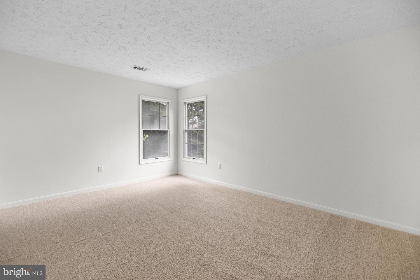 10217 GROVEWOOD WAY, FAIRFAX, Virginia 22032, 4 Bedrooms Bedrooms, ,2 BathroomsBathrooms,Residential,For sale,10217 GROVEWOOD WAY,VAFX2261752 MLS # VAFX2261752