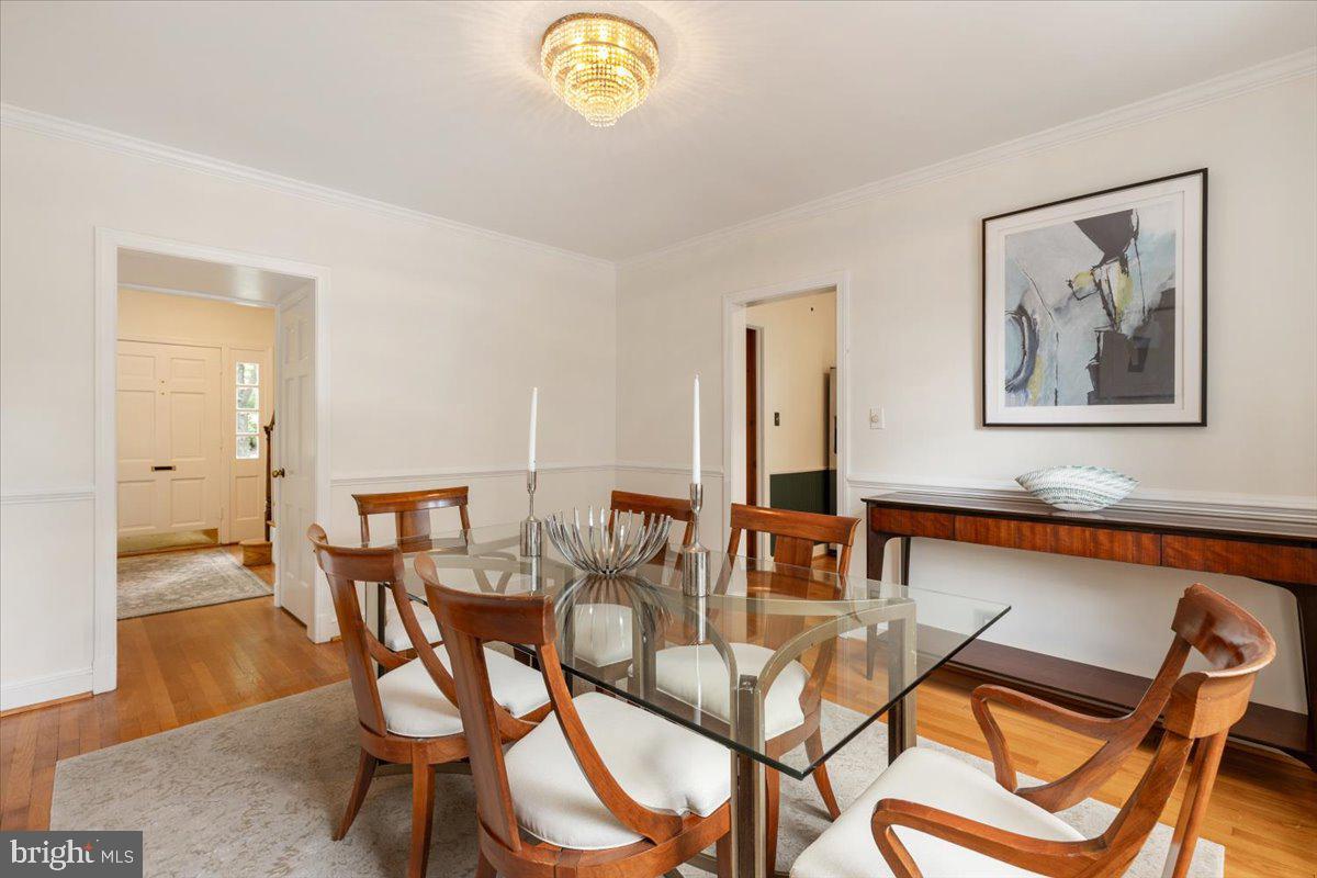 4501 WESTERN AVE NW, WASHINGTON, District Of Columbia 20016, 4 Bedrooms Bedrooms, ,3 BathroomsBathrooms,Residential,For sale,4501 WESTERN AVE NW,DCDC2215510 MLS # DCDC2215510
