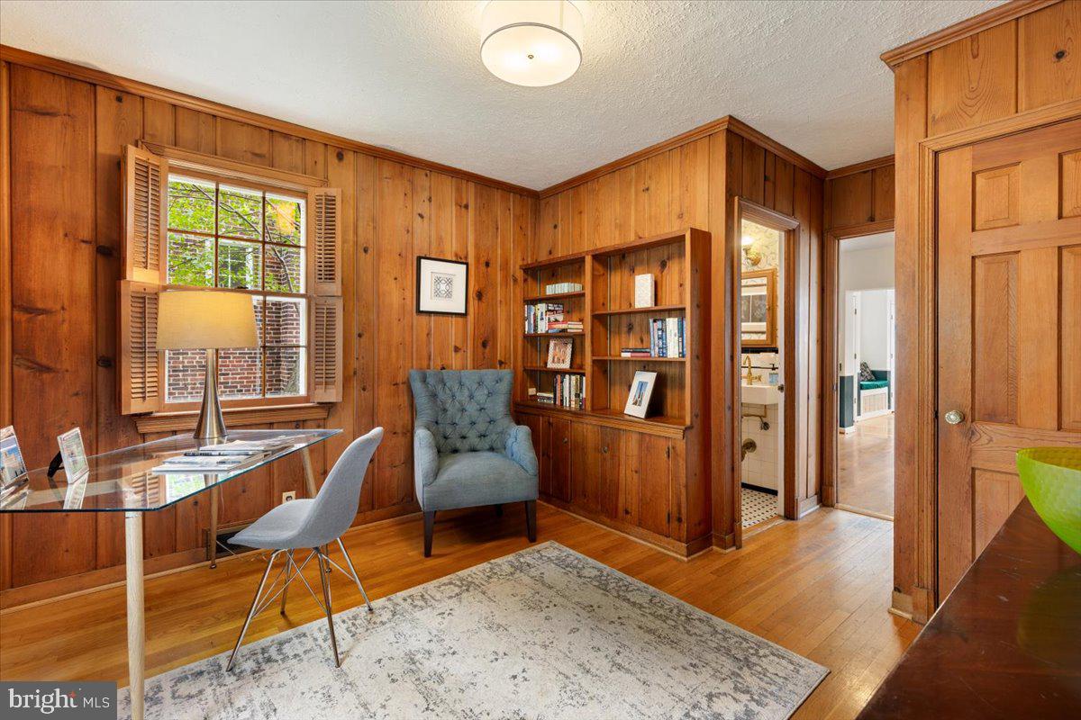 4501 WESTERN AVE NW, WASHINGTON, District Of Columbia 20016, 4 Bedrooms Bedrooms, ,3 BathroomsBathrooms,Residential,For sale,4501 WESTERN AVE NW,DCDC2215510 MLS # DCDC2215510