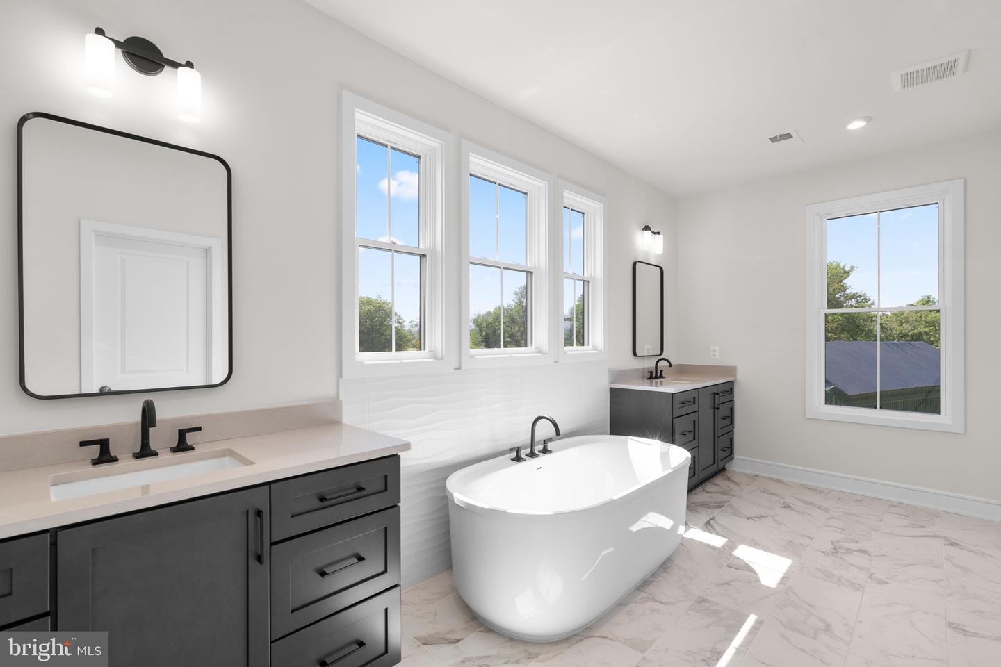 14735 HUBER PL, WATERFORD, Virginia 20197, 4 Bedrooms Bedrooms, ,4 BathroomsBathrooms,Residential,For sale,14735 HUBER PL,VALO2104738 MLS # VALO2104738