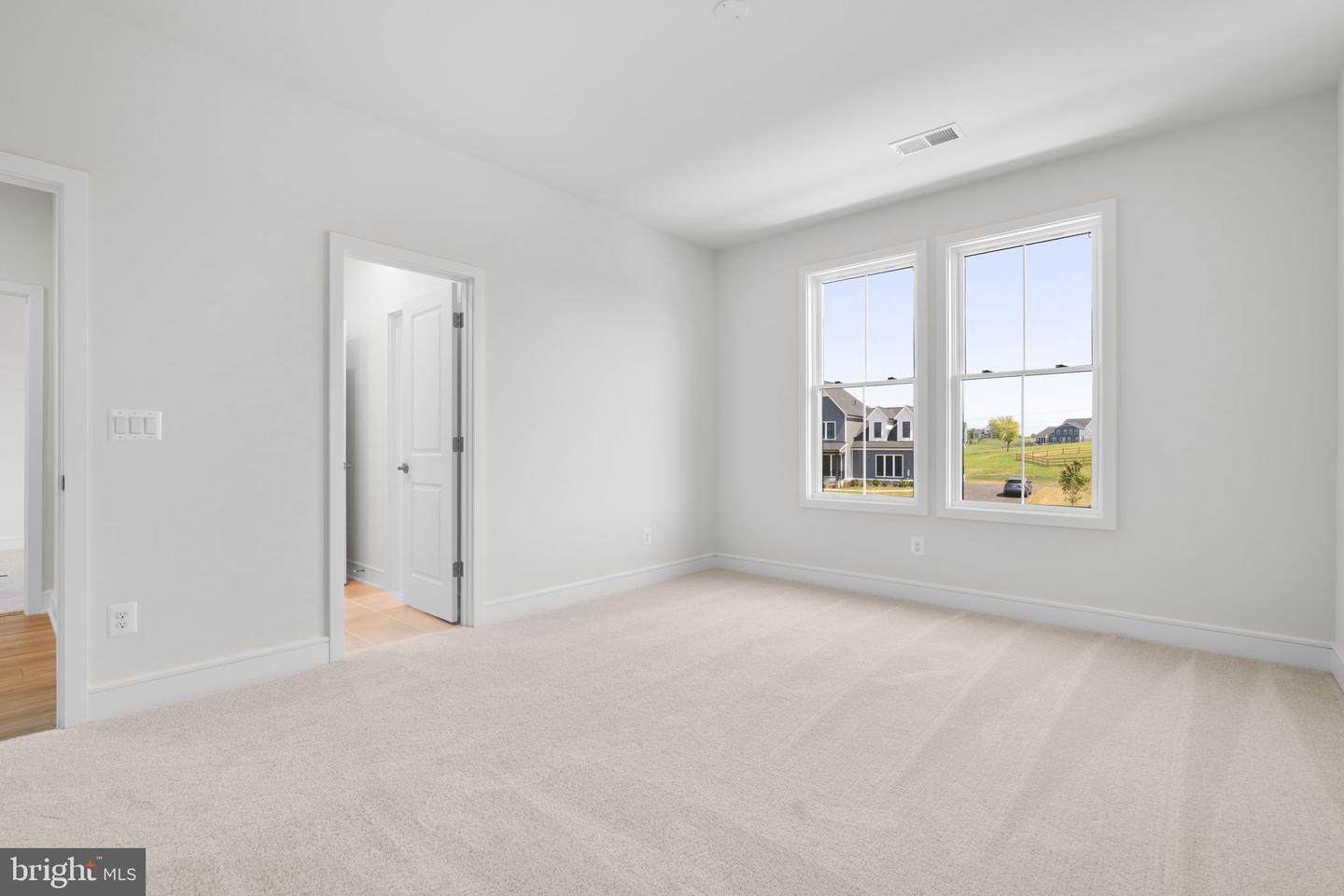 14735 HUBER PL, WATERFORD, Virginia 20197, 4 Bedrooms Bedrooms, ,4 BathroomsBathrooms,Residential,For sale,14735 HUBER PL,VALO2104738 MLS # VALO2104738
