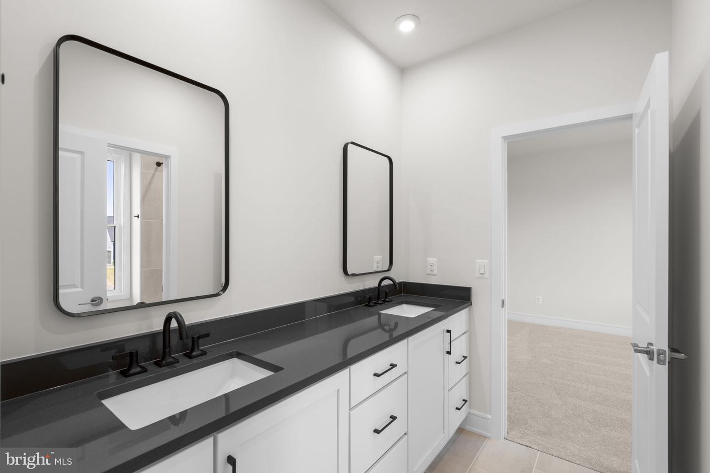 14735 HUBER PL, WATERFORD, Virginia 20197, 4 Bedrooms Bedrooms, ,4 BathroomsBathrooms,Residential,For sale,14735 HUBER PL,VALO2104738 MLS # VALO2104738