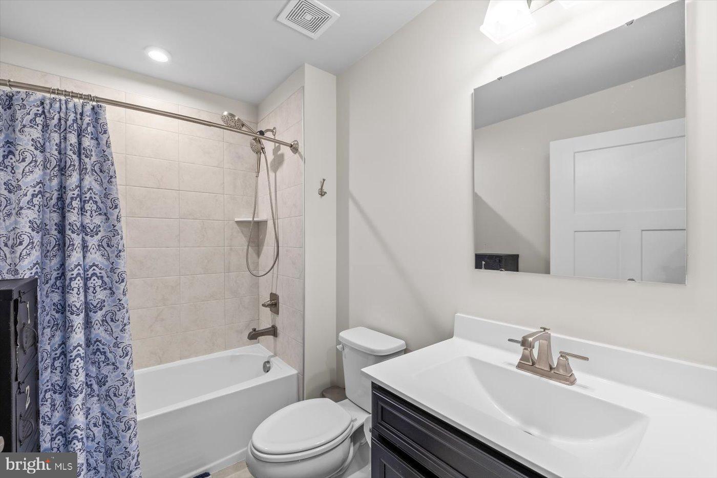 7000 HASKELL CT, FREDERICKSBURG, Virginia 22407, 4 Bedrooms Bedrooms, 7 Rooms Rooms,3 BathroomsBathrooms,Residential,For sale,7000 HASKELL CT,VASP2035532 MLS # VASP2035532
