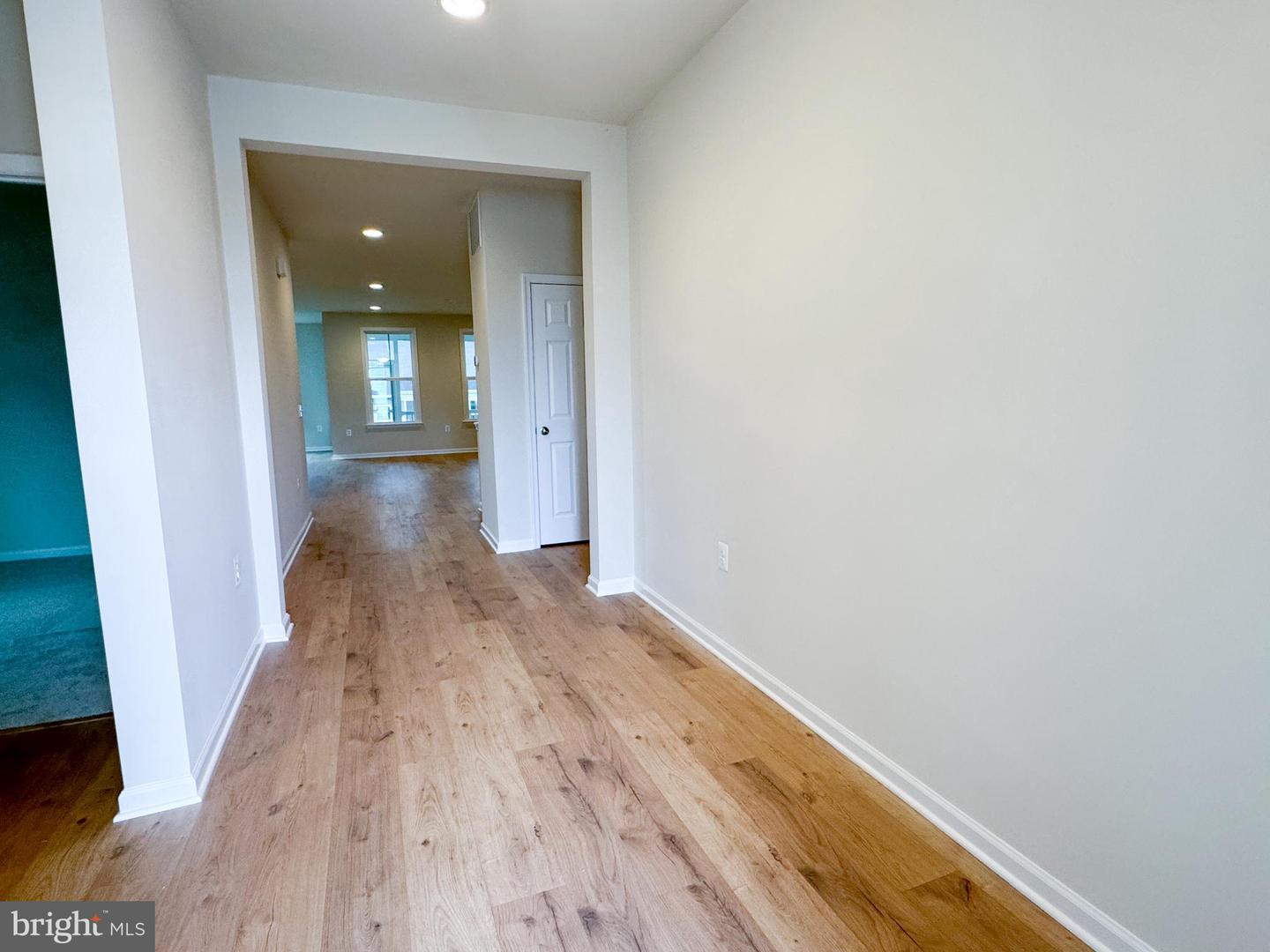 124 WAGTAIL, WINCHESTER, Virginia 22603, 4 Bedrooms Bedrooms, ,3 BathroomsBathrooms,Residential,For sale,124 WAGTAIL,VAFV2036198 MLS # VAFV2036198