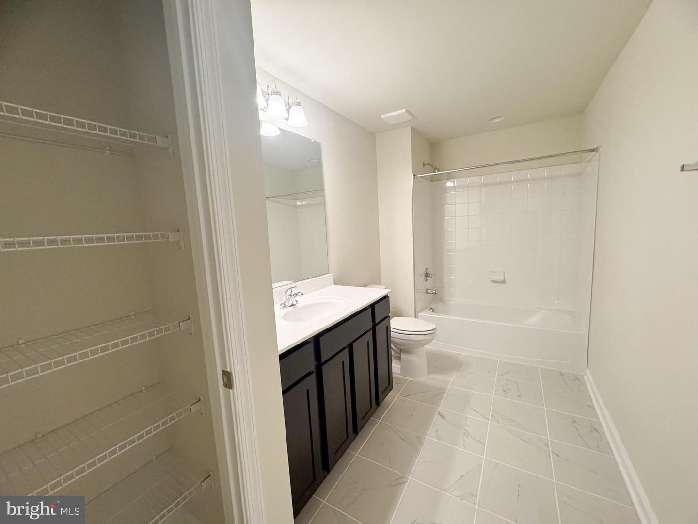124 WAGTAIL, WINCHESTER, Virginia 22603, 4 Bedrooms Bedrooms, ,3 BathroomsBathrooms,Residential,For sale,124 WAGTAIL,VAFV2036198 MLS # VAFV2036198