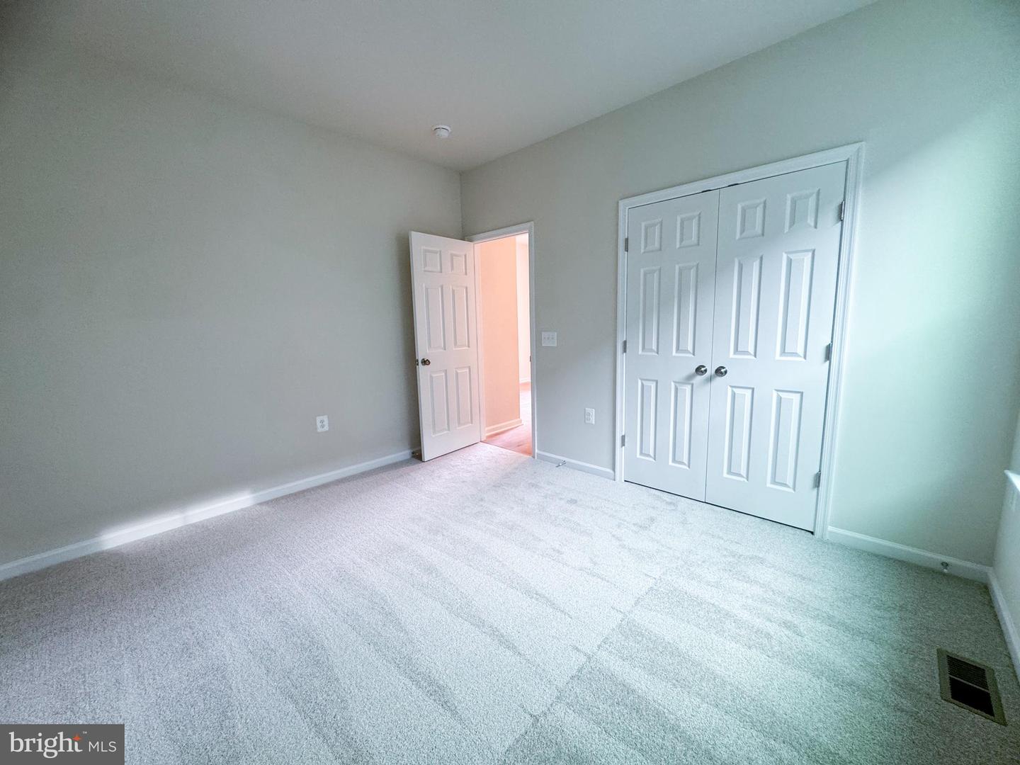 124 WAGTAIL, WINCHESTER, Virginia 22603, 4 Bedrooms Bedrooms, ,3 BathroomsBathrooms,Residential,For sale,124 WAGTAIL,VAFV2036198 MLS # VAFV2036198
