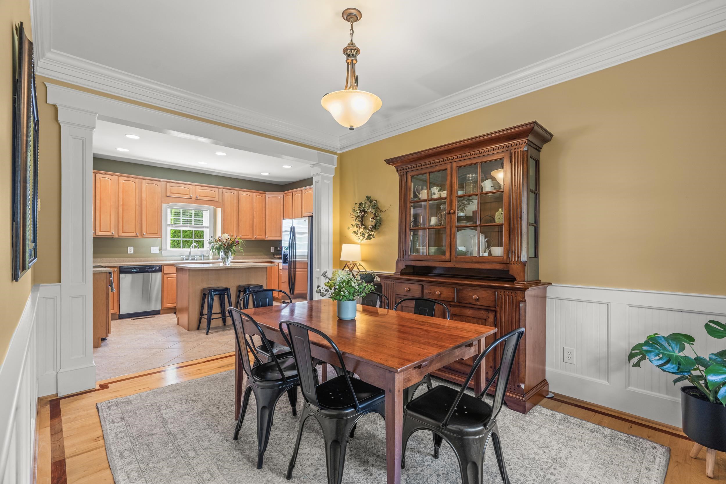 100 BELL CREEK DR, STAUNTON, Virginia 24401, 3 Bedrooms Bedrooms, ,2 BathroomsBathrooms,Residential,100 BELL CREEK DR,667966 MLS # 667966