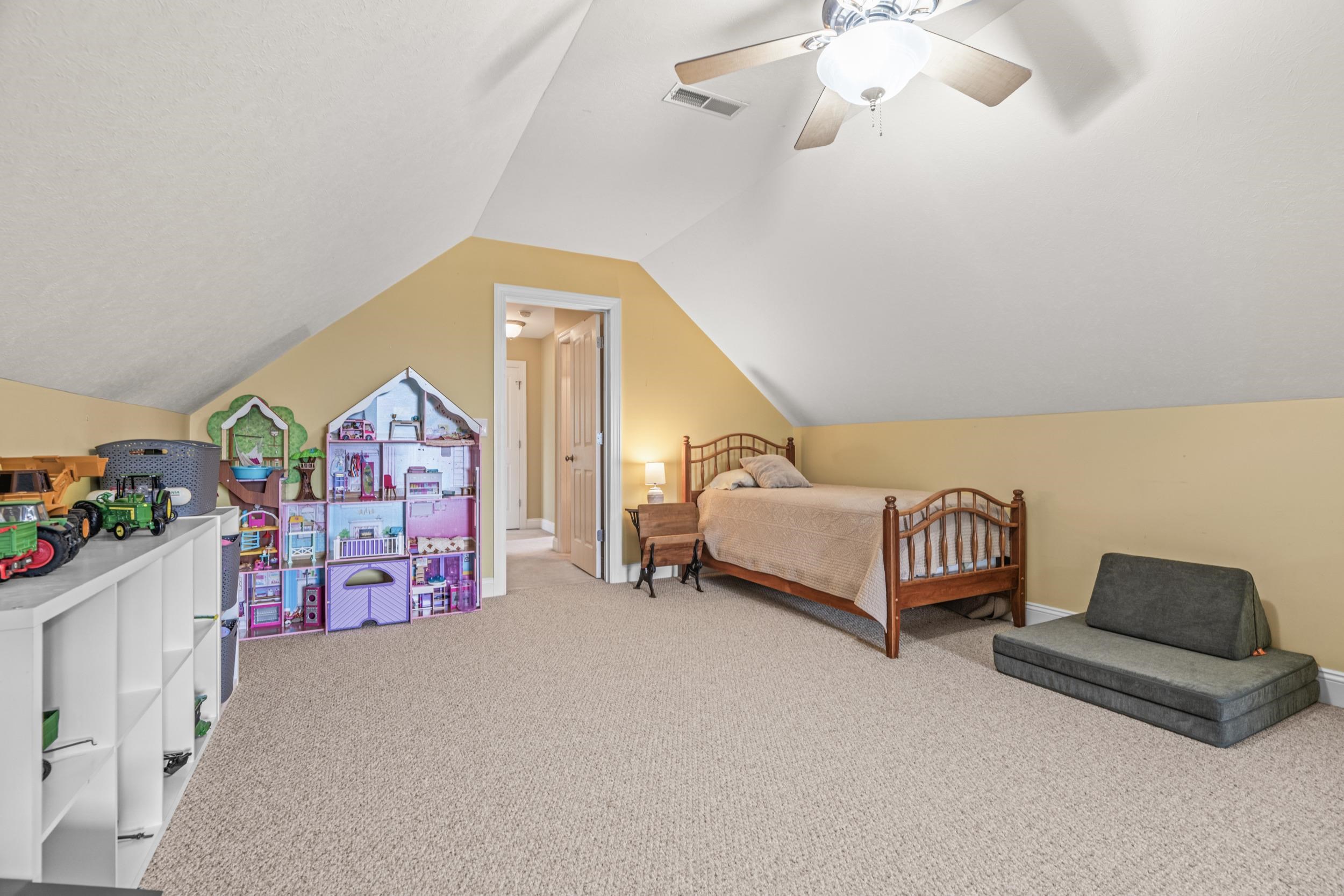 100 BELL CREEK DR, STAUNTON, Virginia 24401, 3 Bedrooms Bedrooms, ,2 BathroomsBathrooms,Residential,100 BELL CREEK DR,667966 MLS # 667966